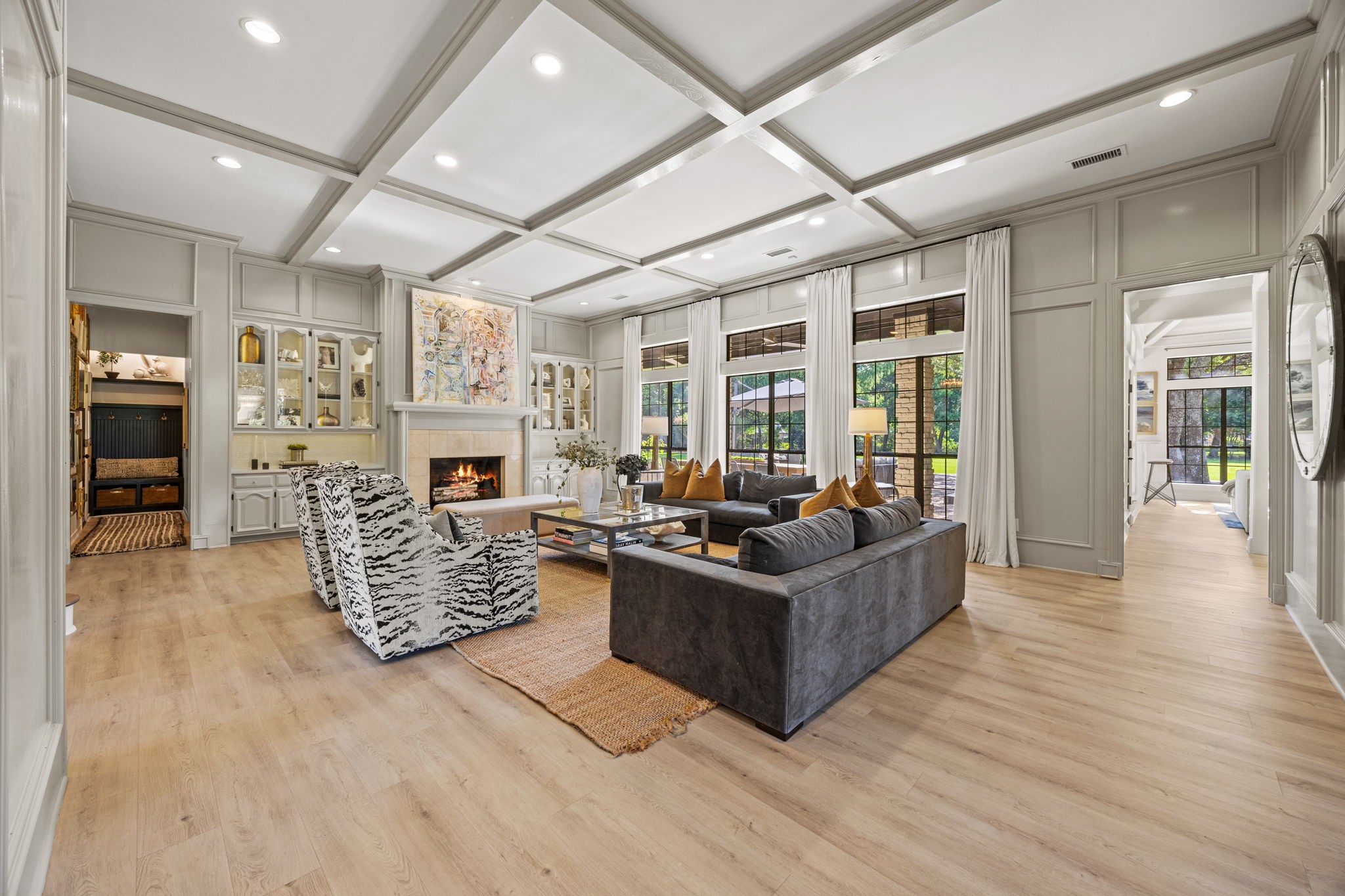 3 Meadowlake Drive