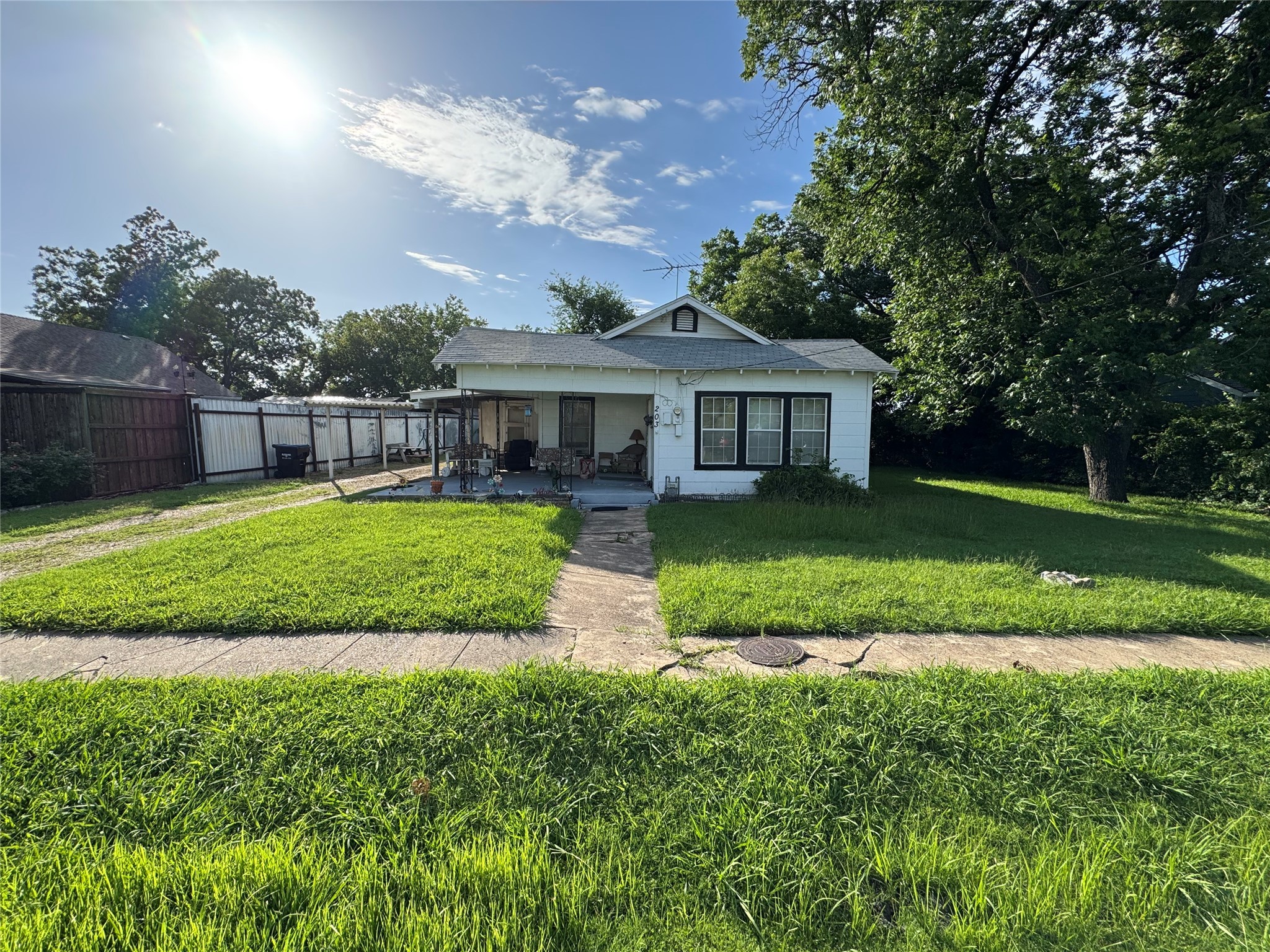 203 Ledbetter