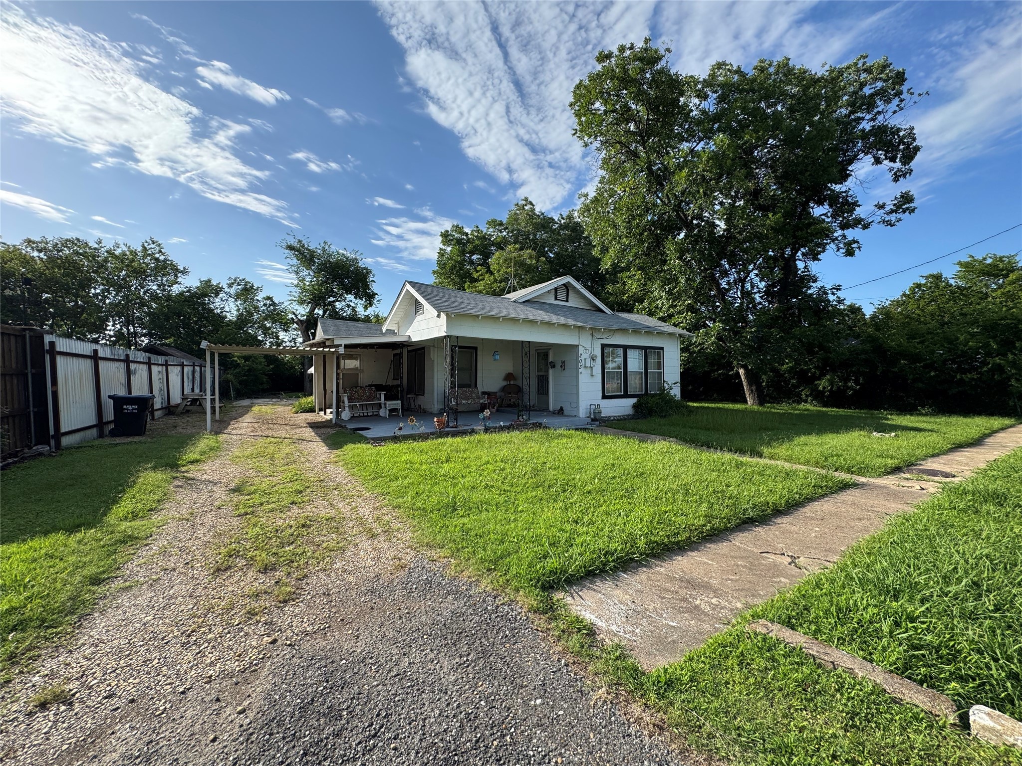 203 Ledbetter