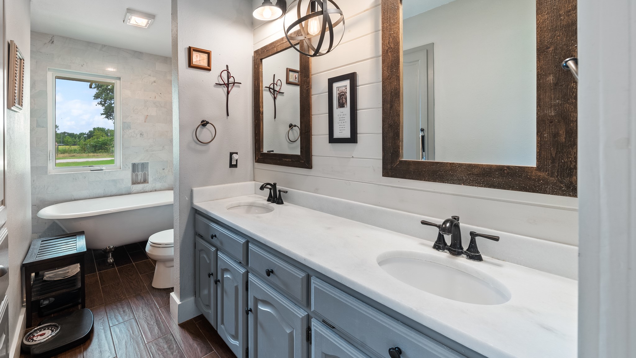 132 Private Road 7105