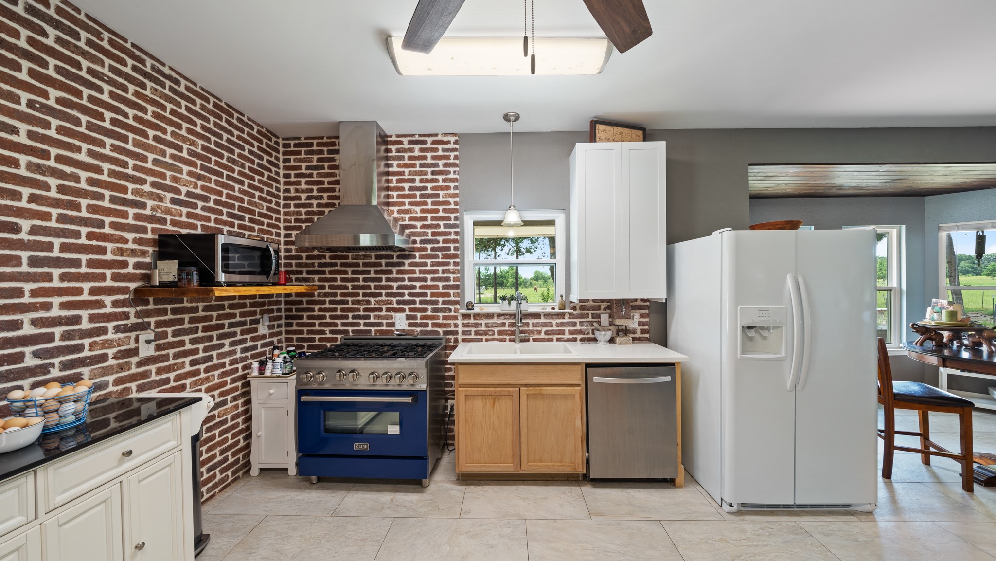 132 Private Road 7105