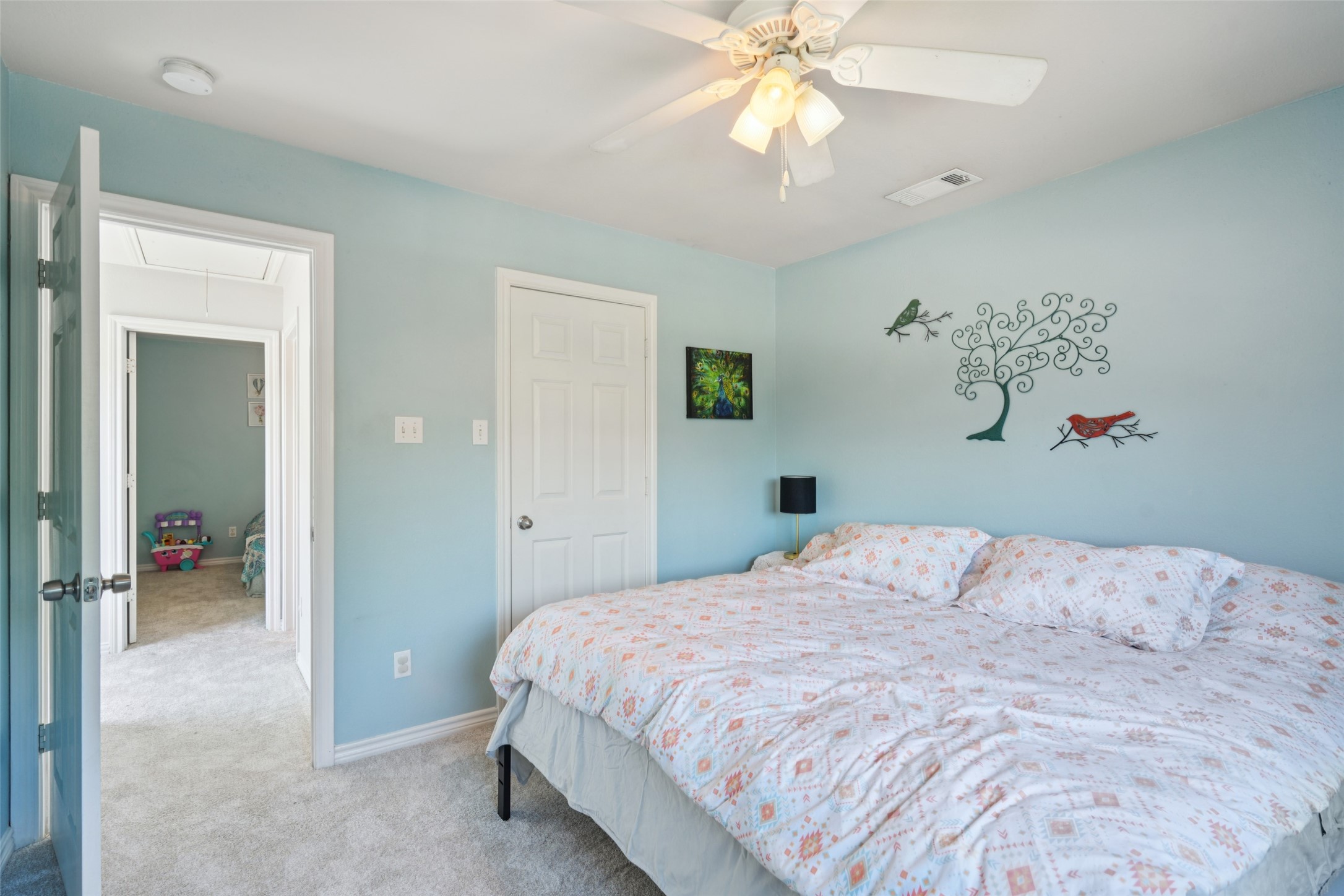 312 Robertson Street