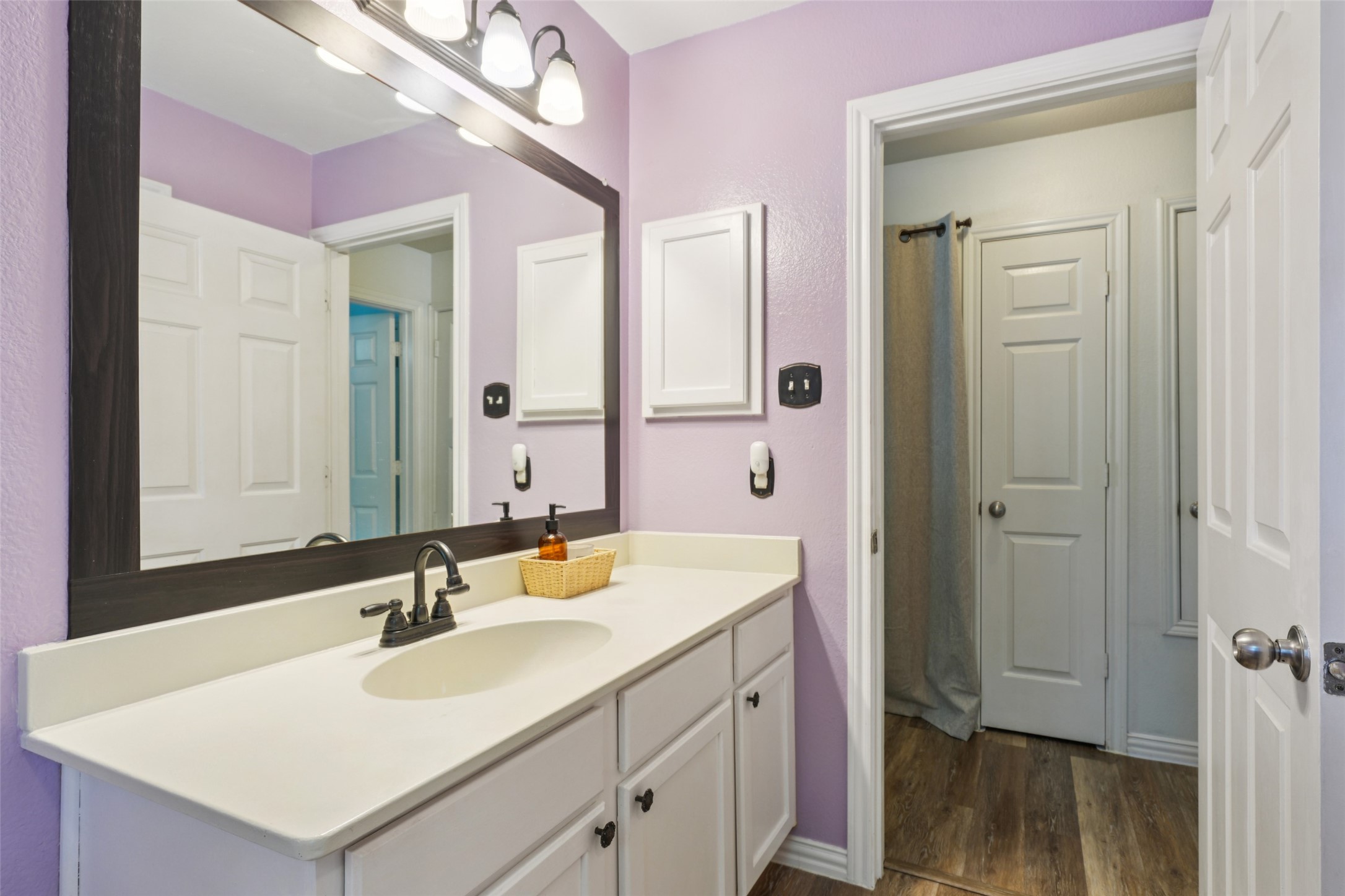 312 Robertson Street