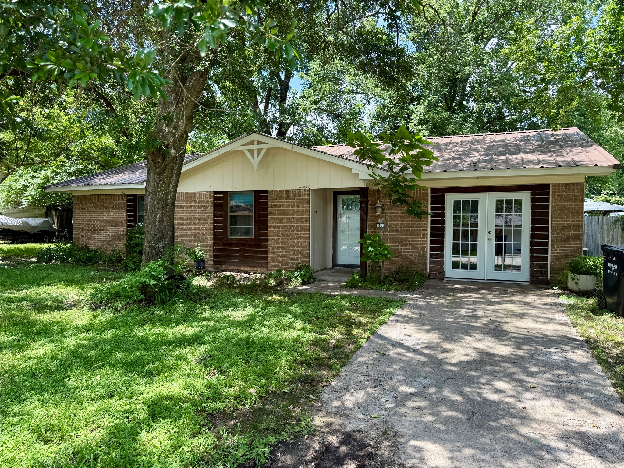 405 Erwin Street
