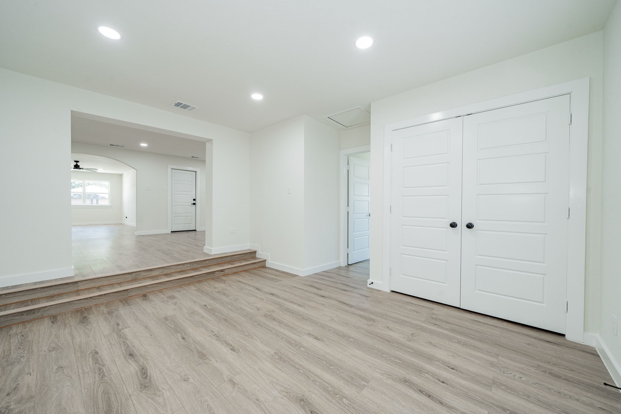 1307 Serenade Lane