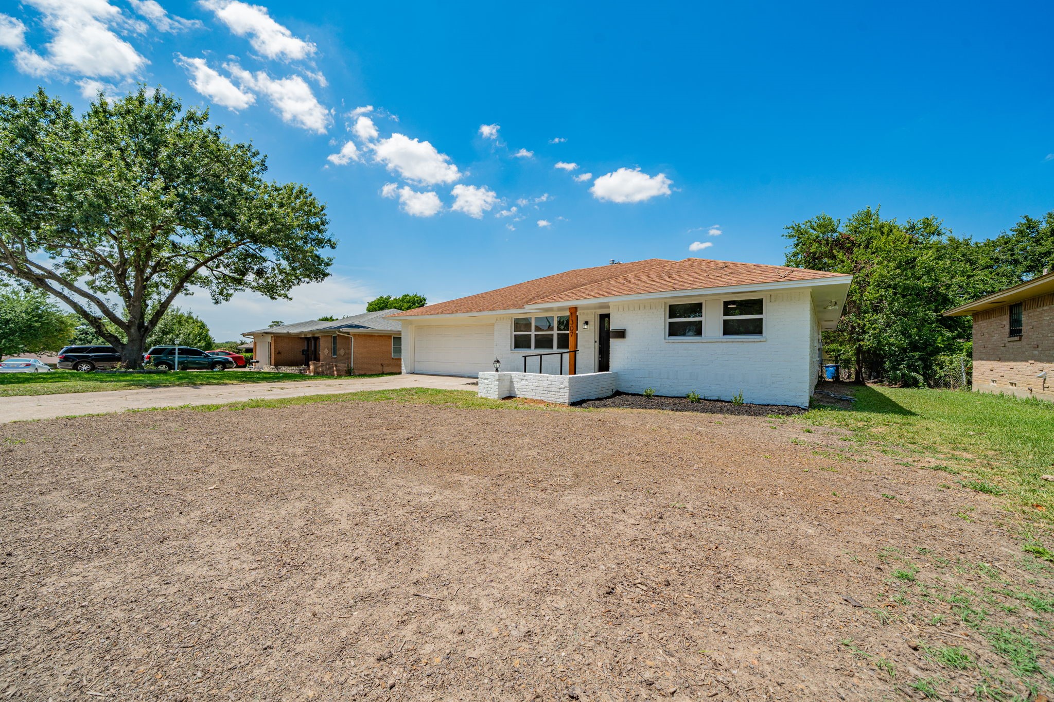 1307 Serenade Lane