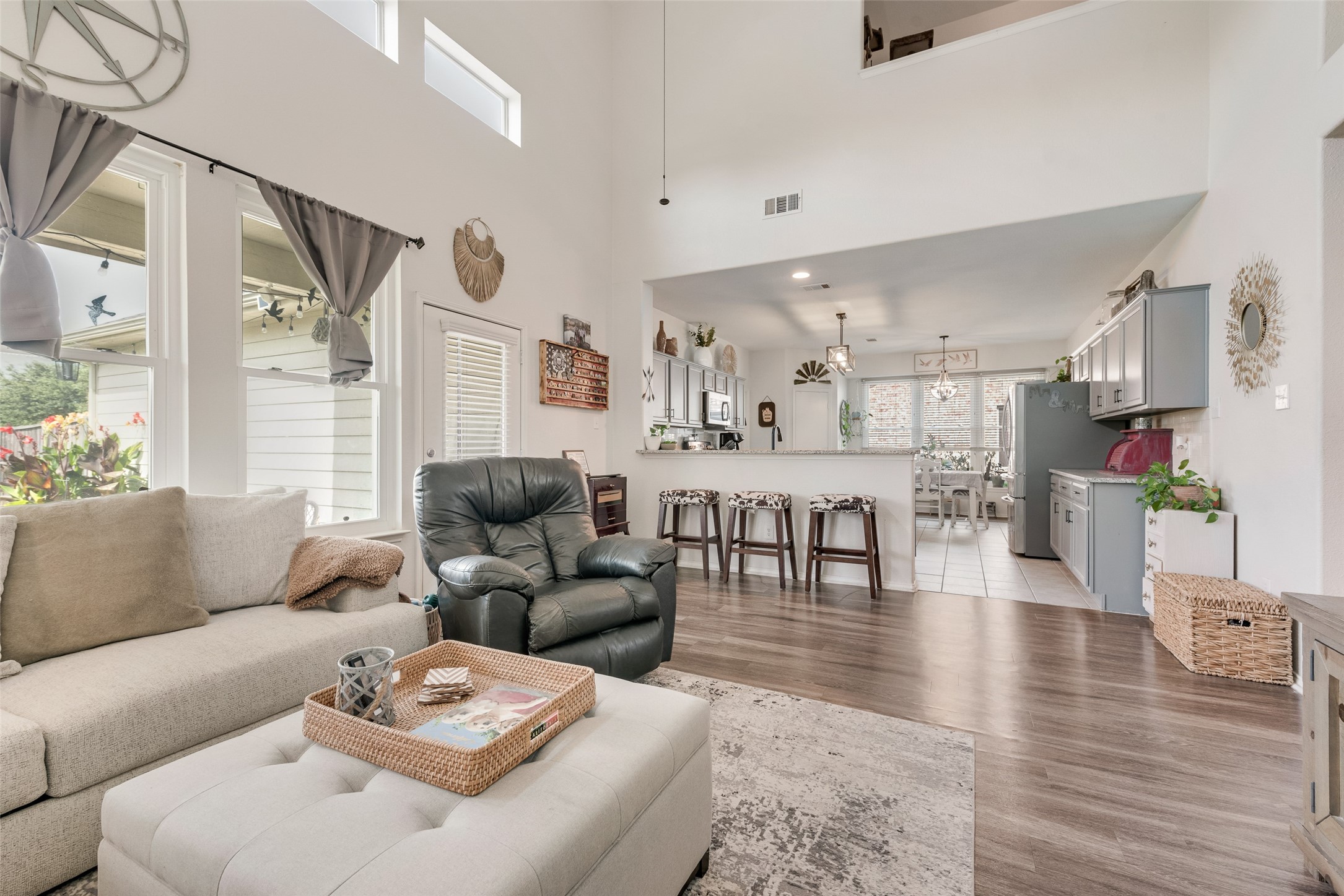 3616 Smoketree Drive