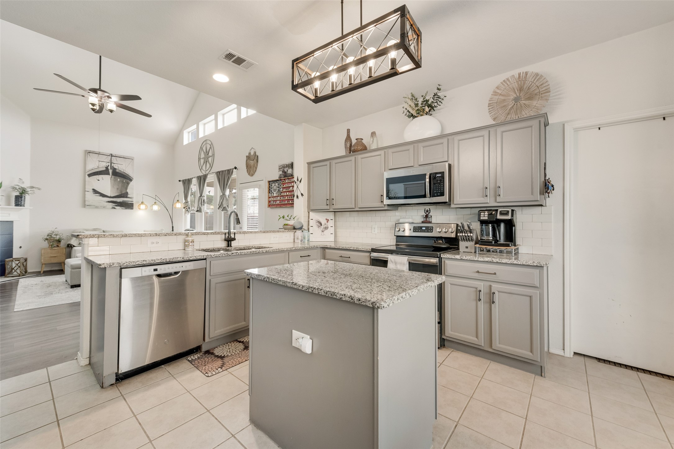 3616 Smoketree Drive