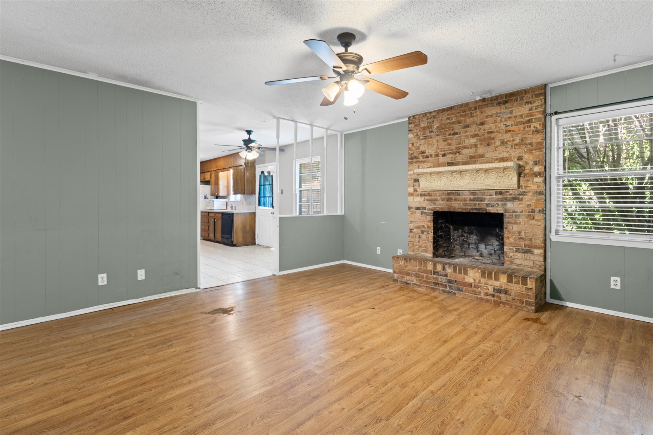 2700 Shady Grove Drive