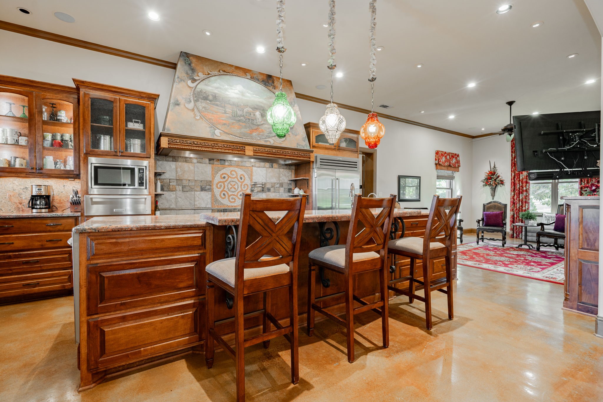 323 Kings Court