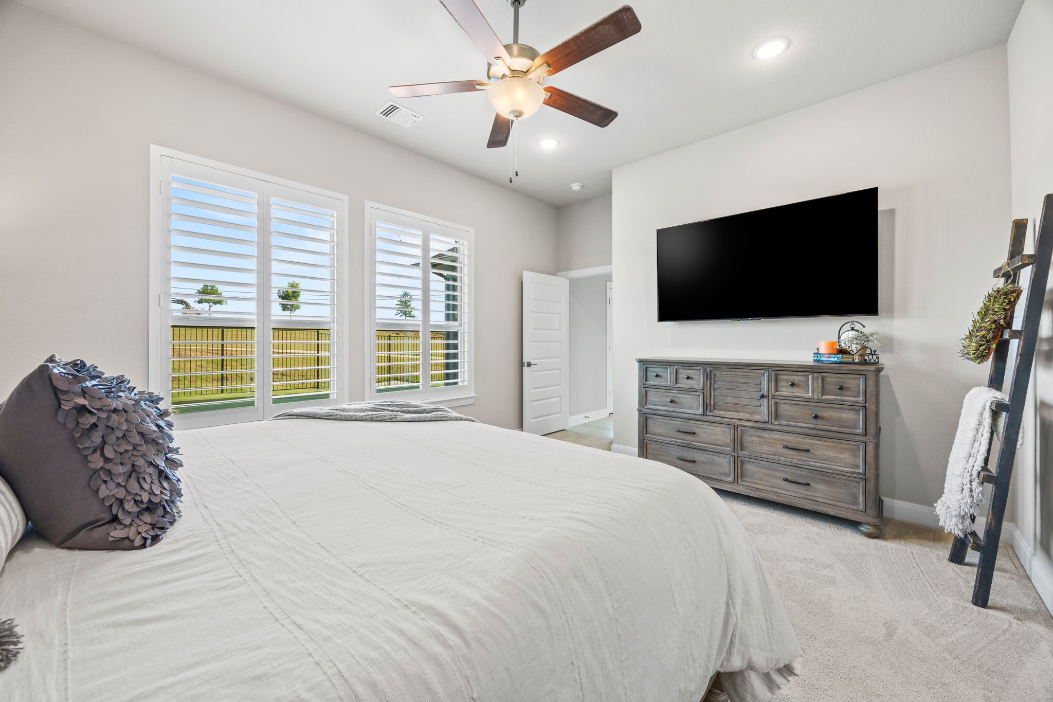 2102 Clearwater Way
