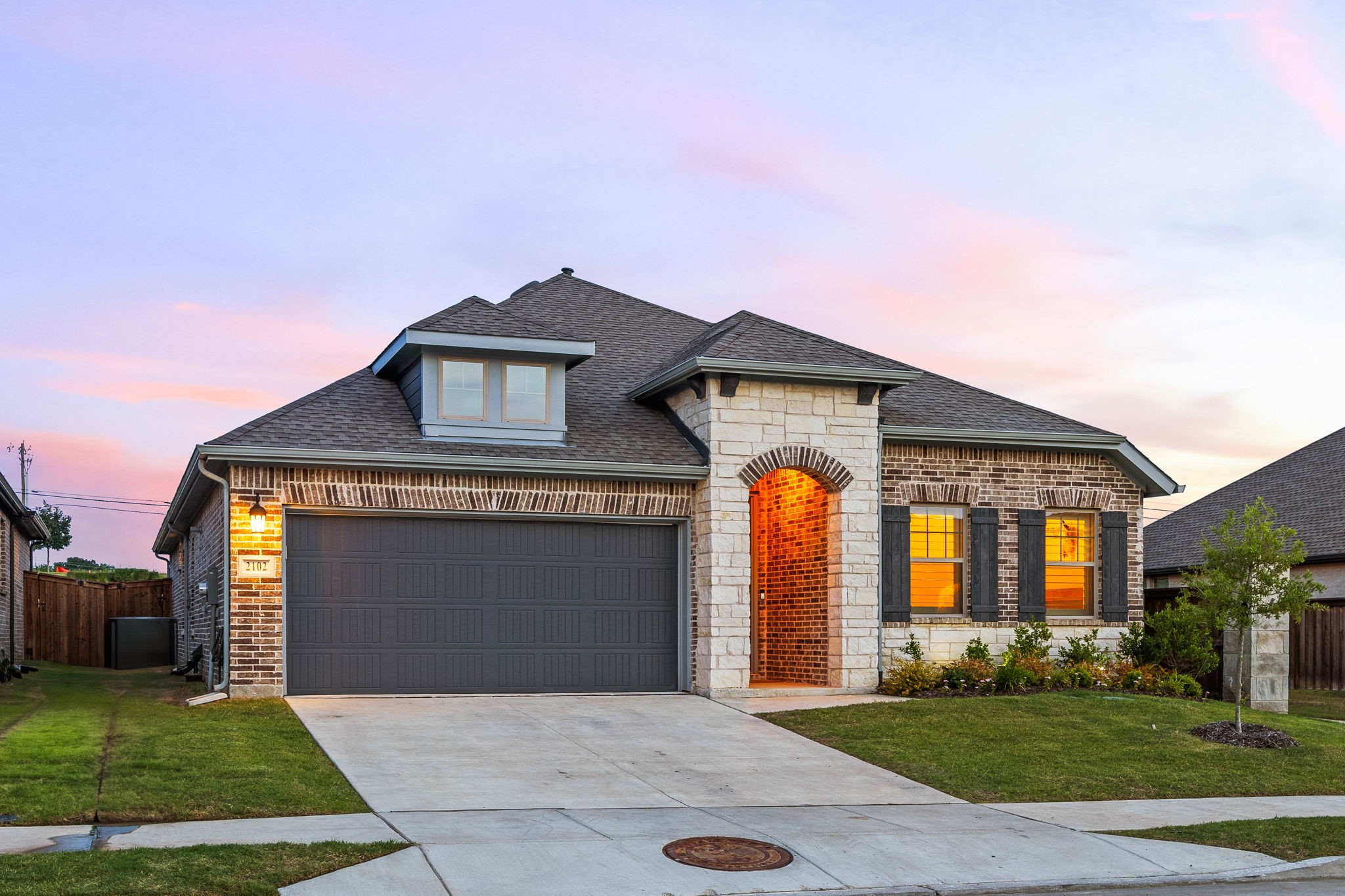2102 Clearwater Way