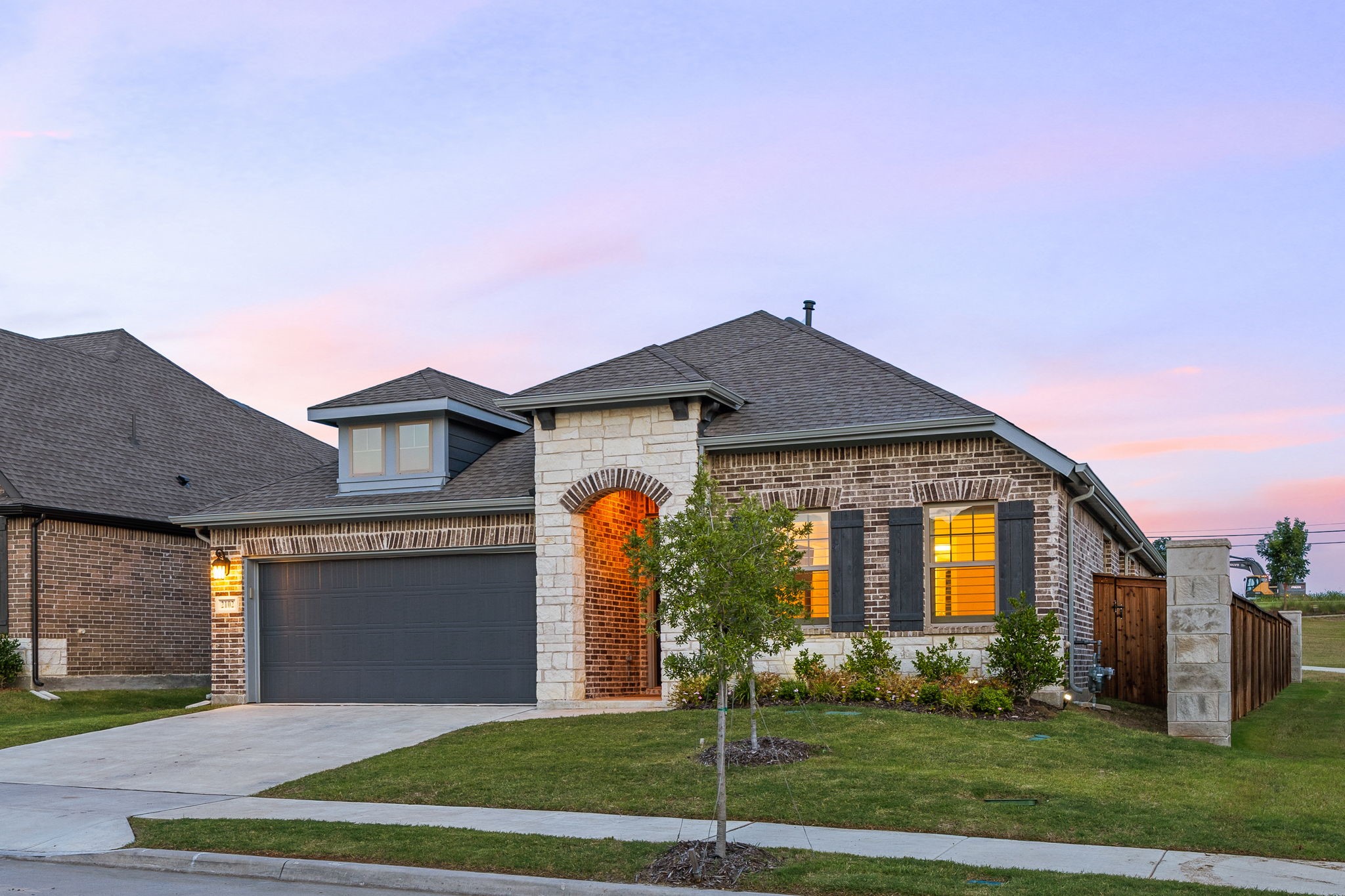2102 Clearwater Way