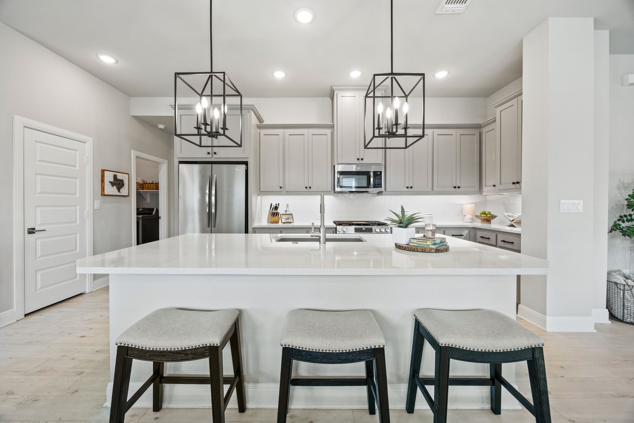 2102 Clearwater Way