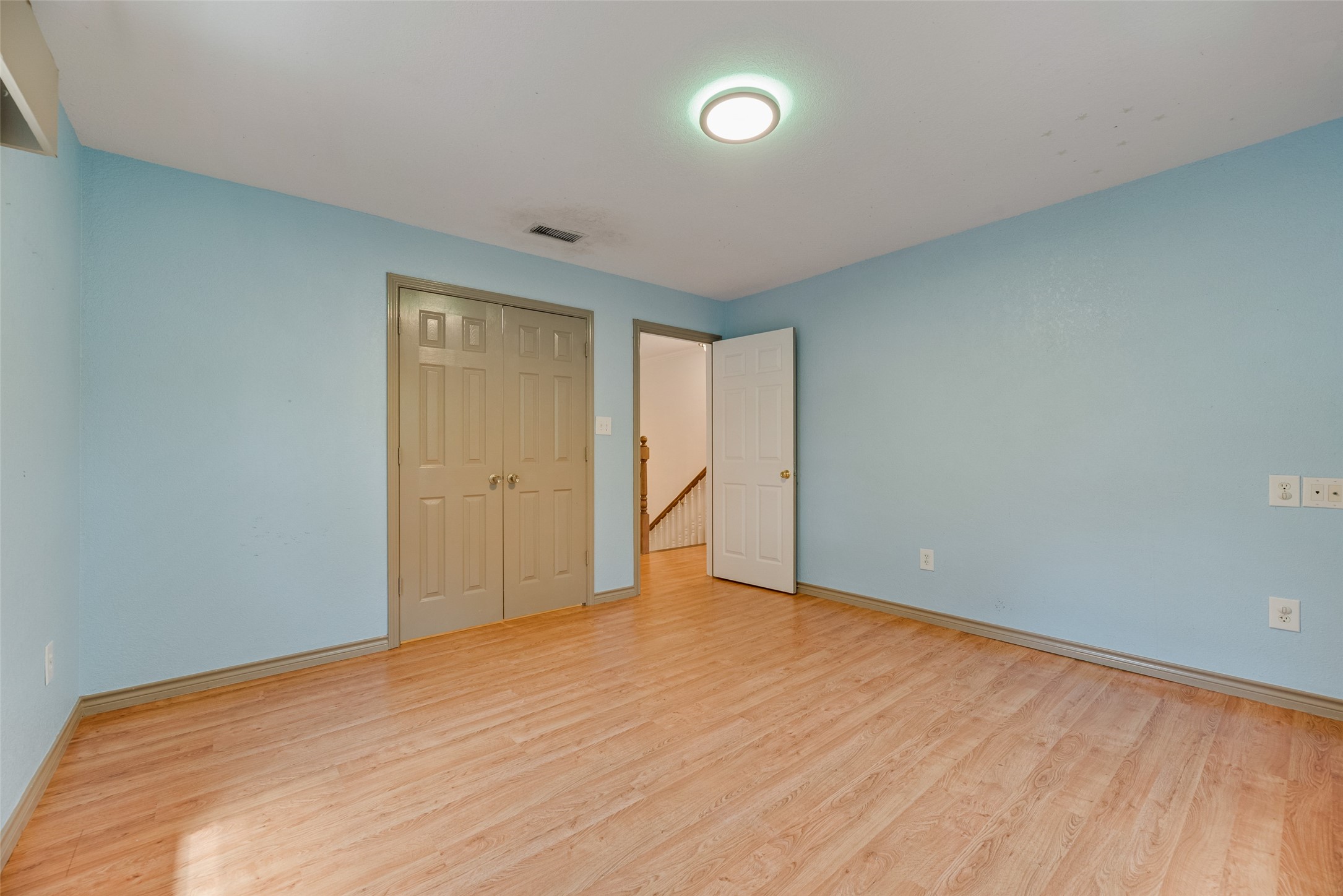 9712 County Road 2432