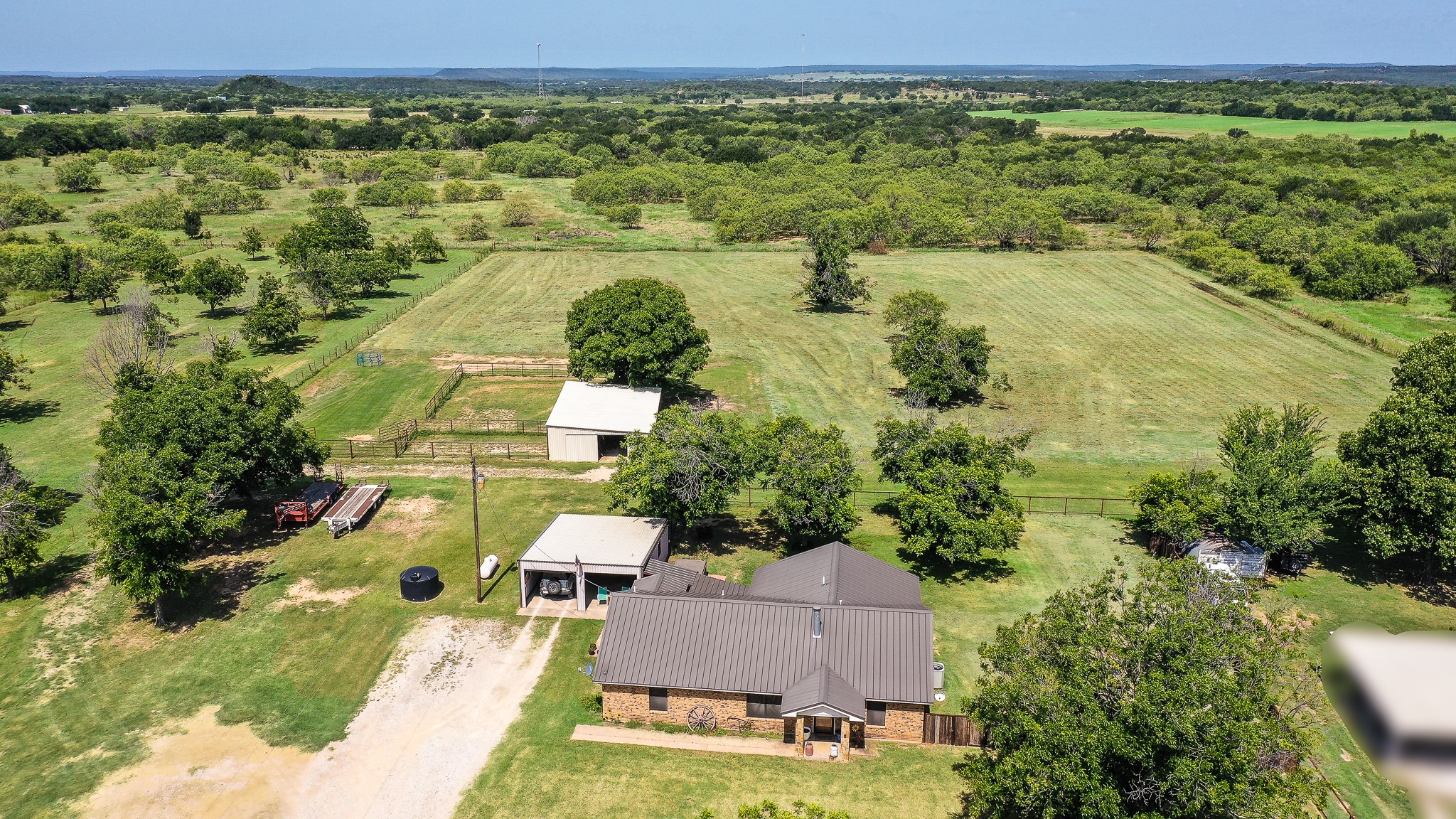 3240 S HWY 281