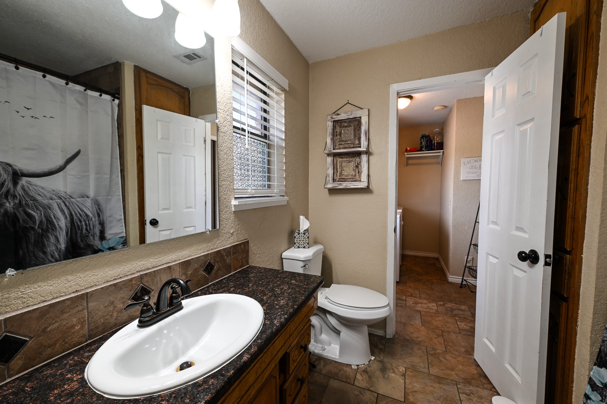 3240 S HWY 281