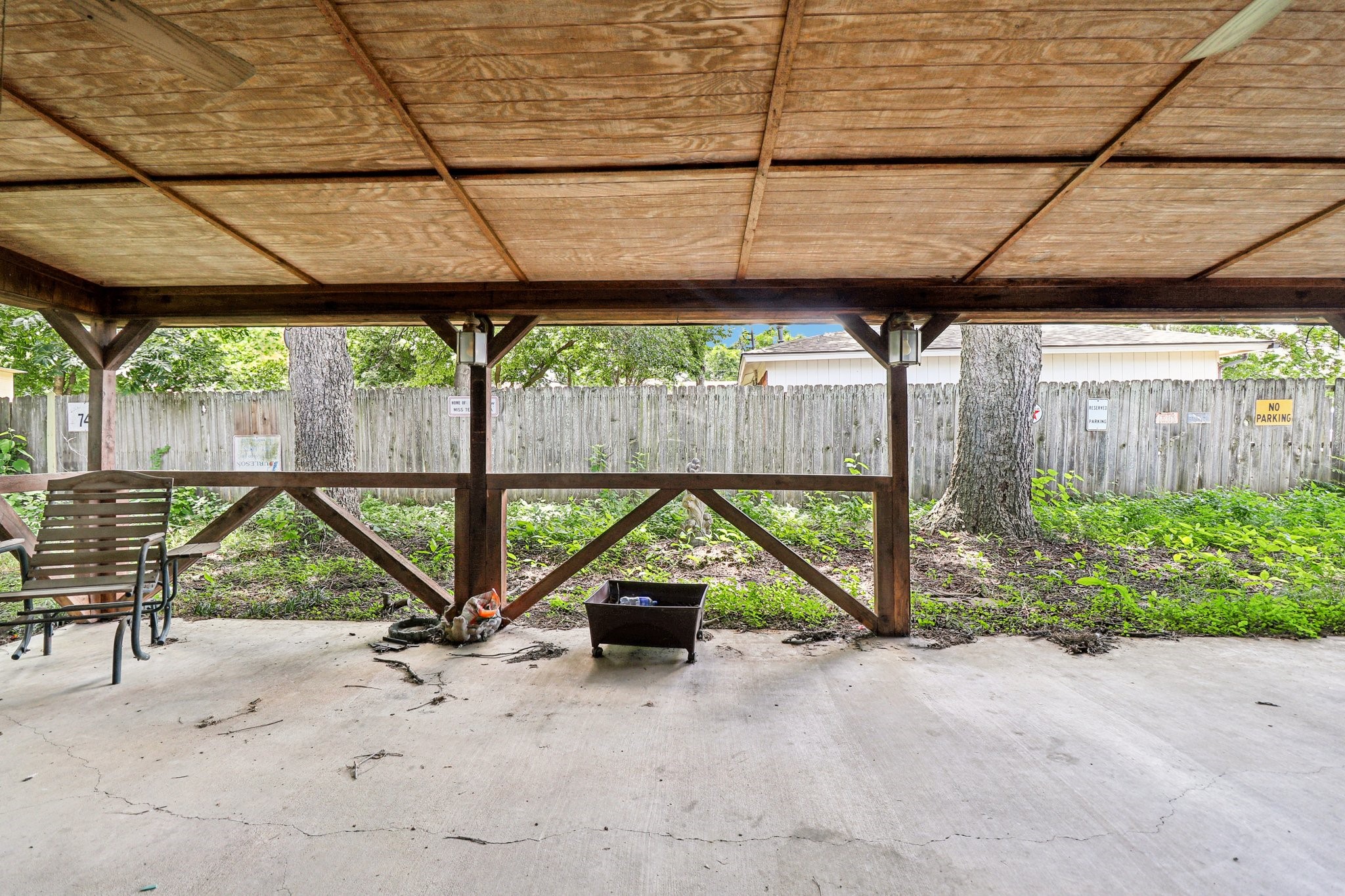 341 SW Dian Street