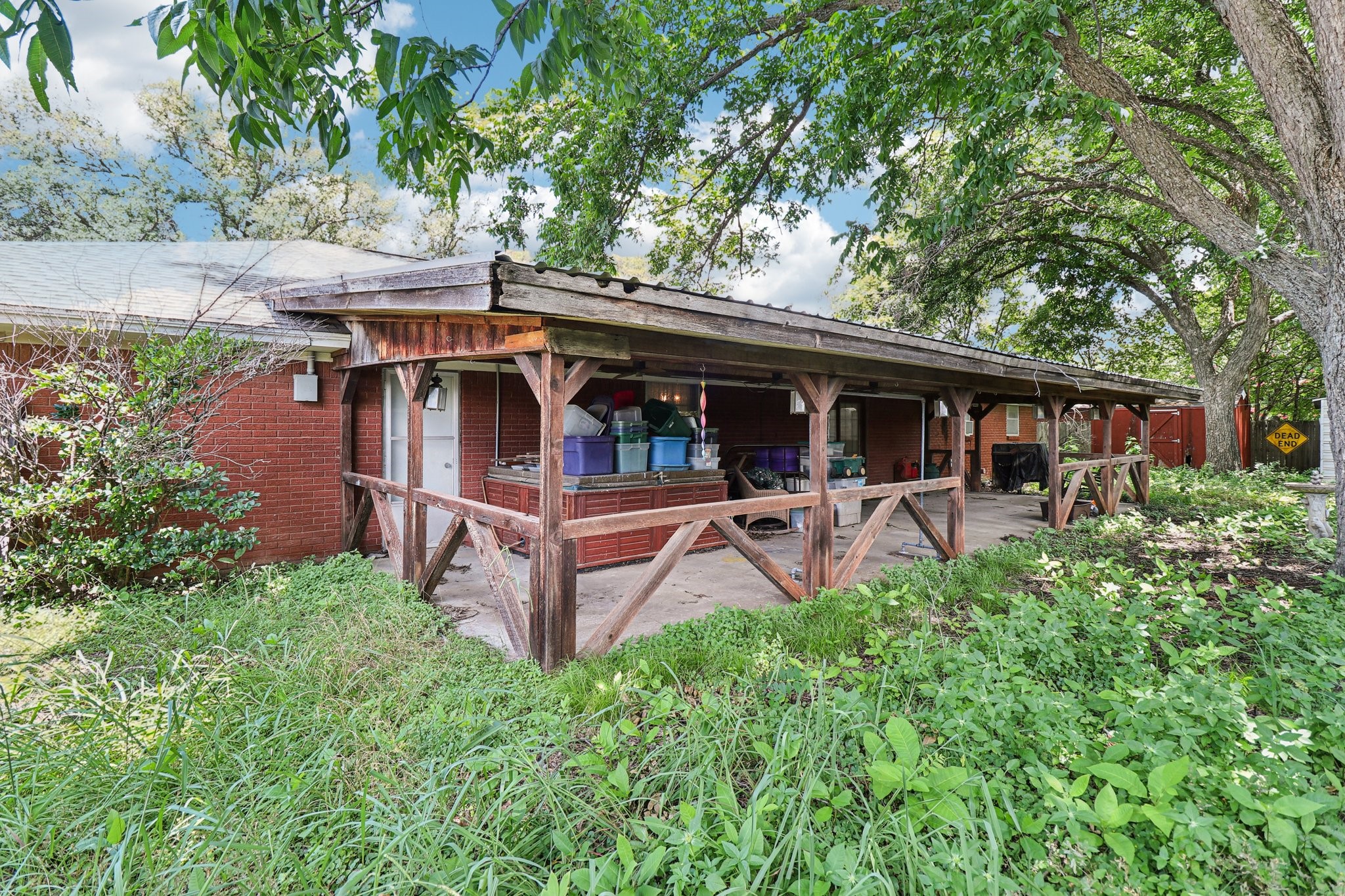341 SW Dian Street