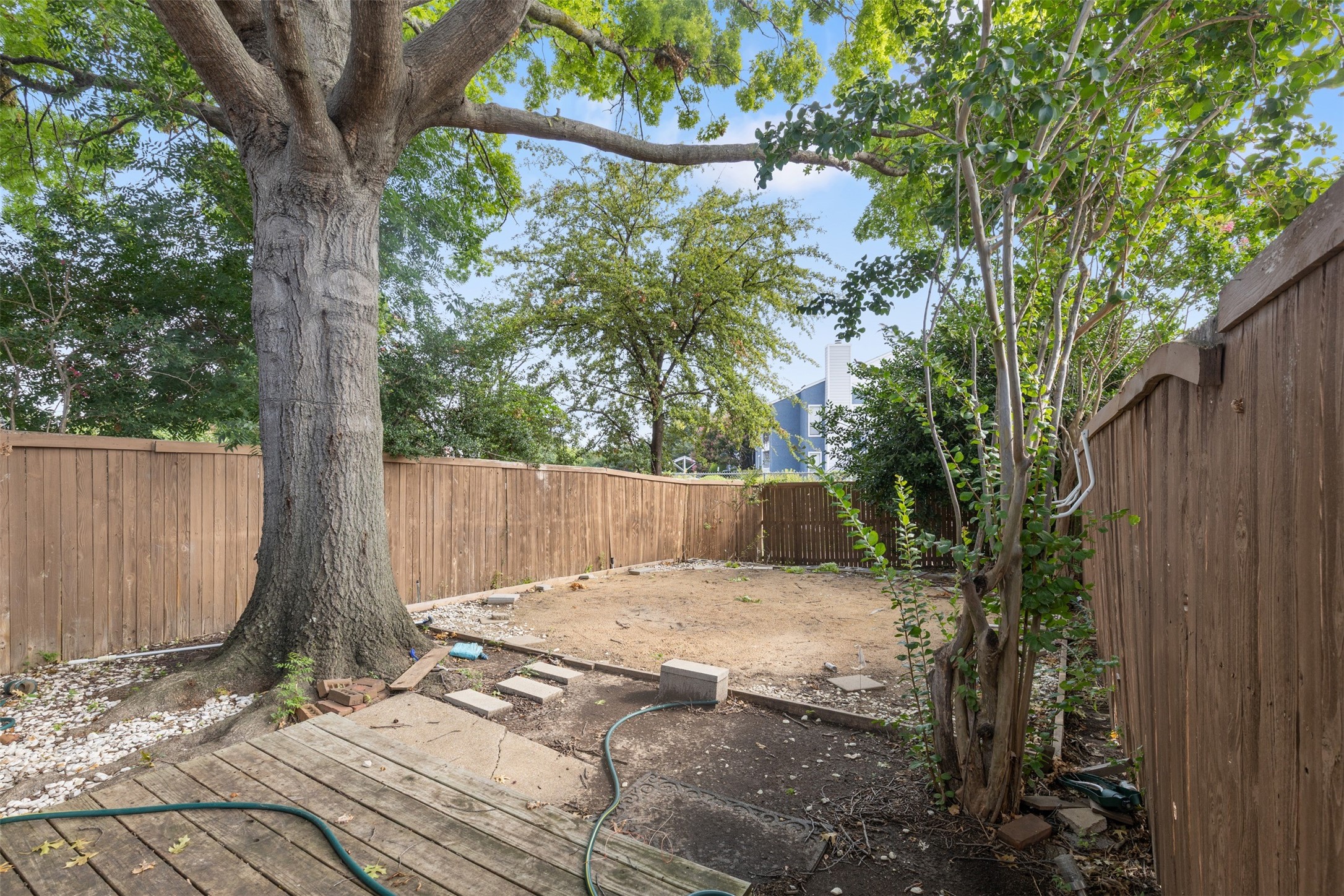 2805 Stoneridge Drive