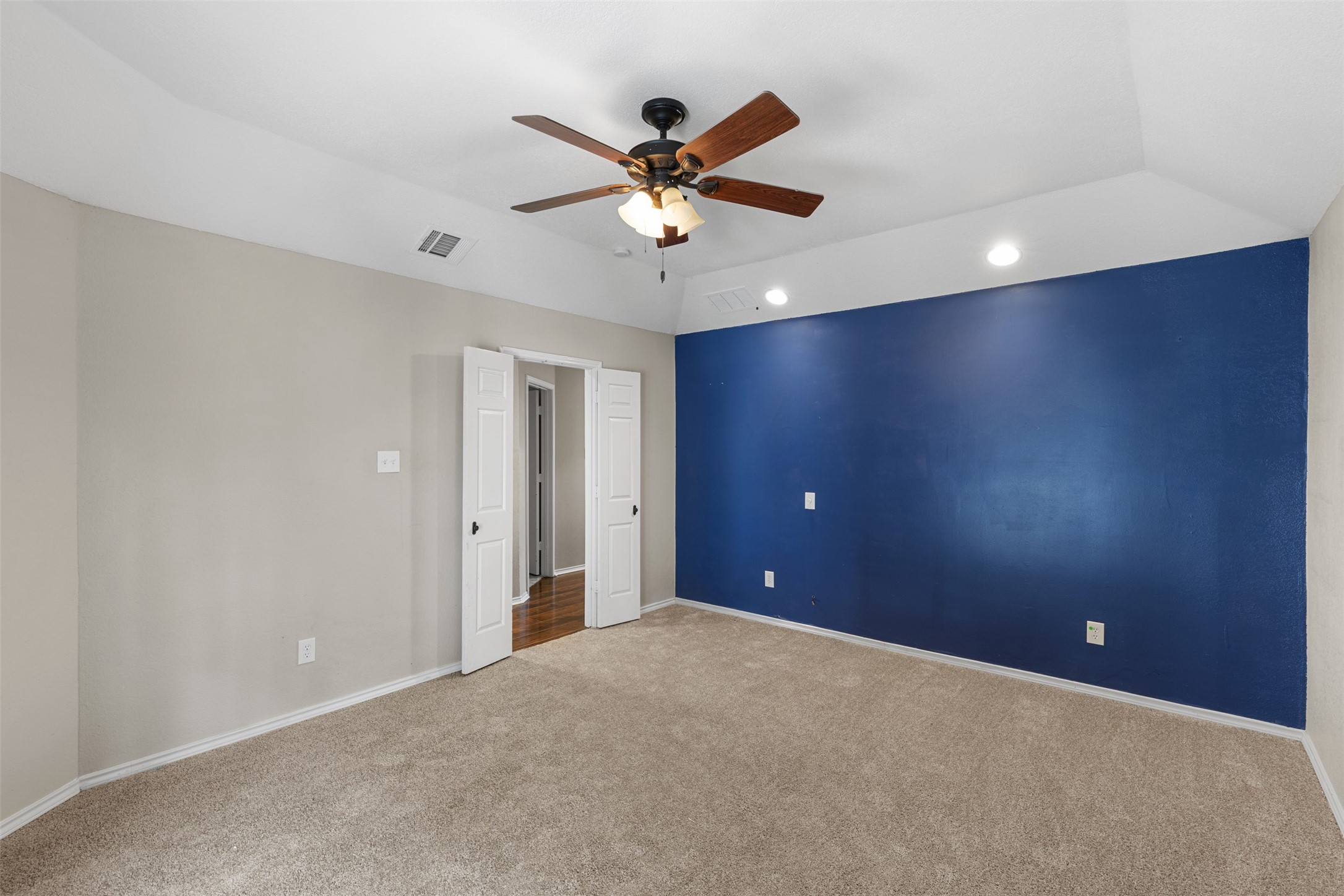 2805 Stoneridge Drive