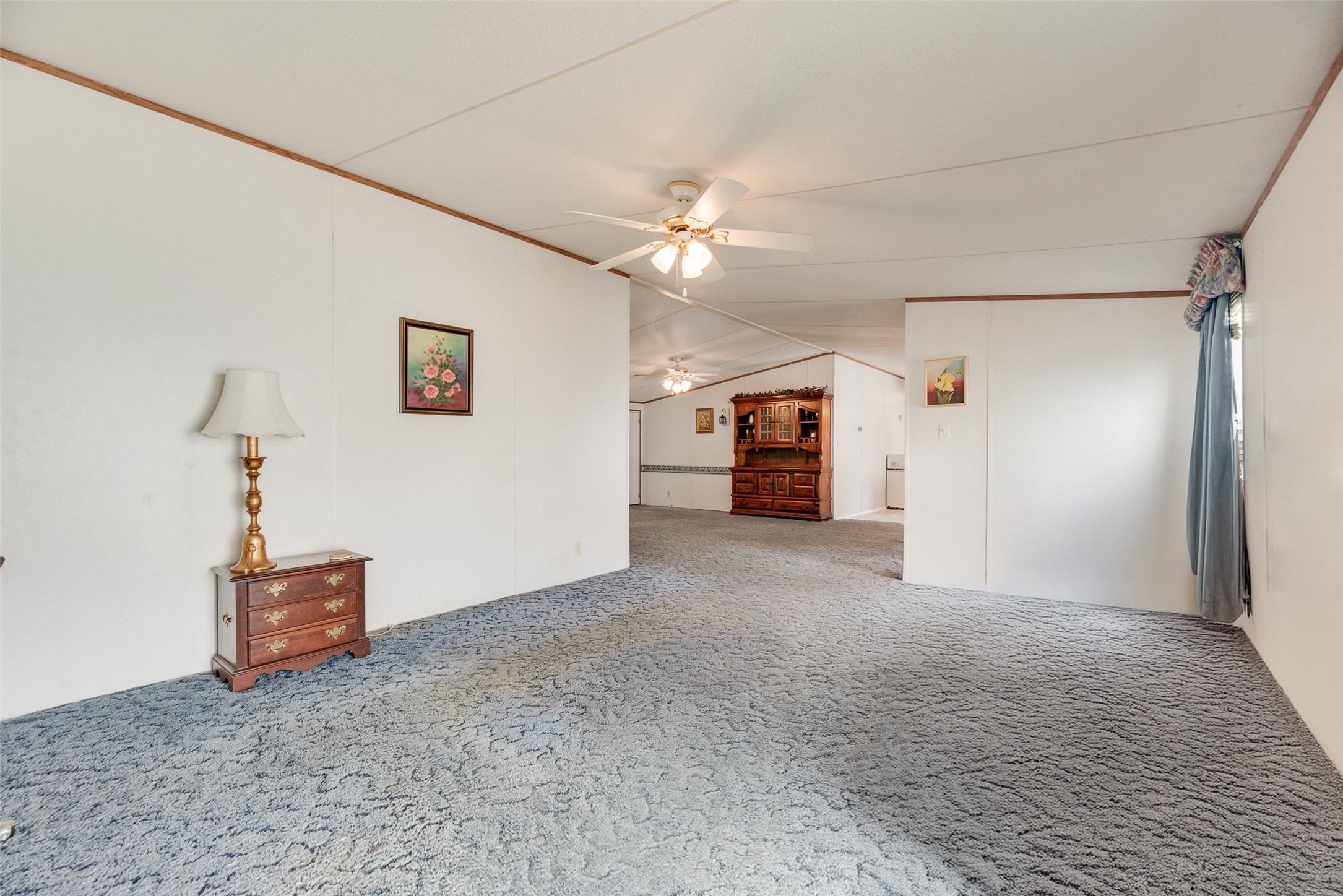 5694 Hillcrest Drive