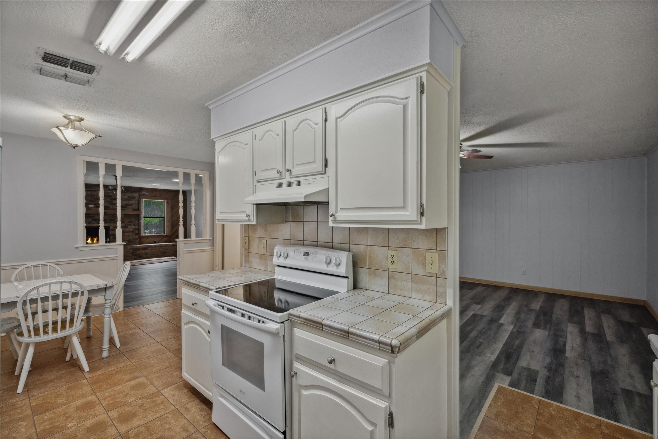 6179 State Highway 31 E