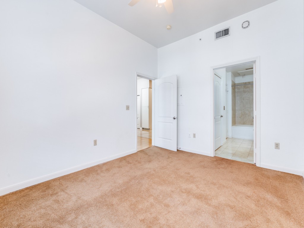 3225 Turtle Creek Boulevard 334