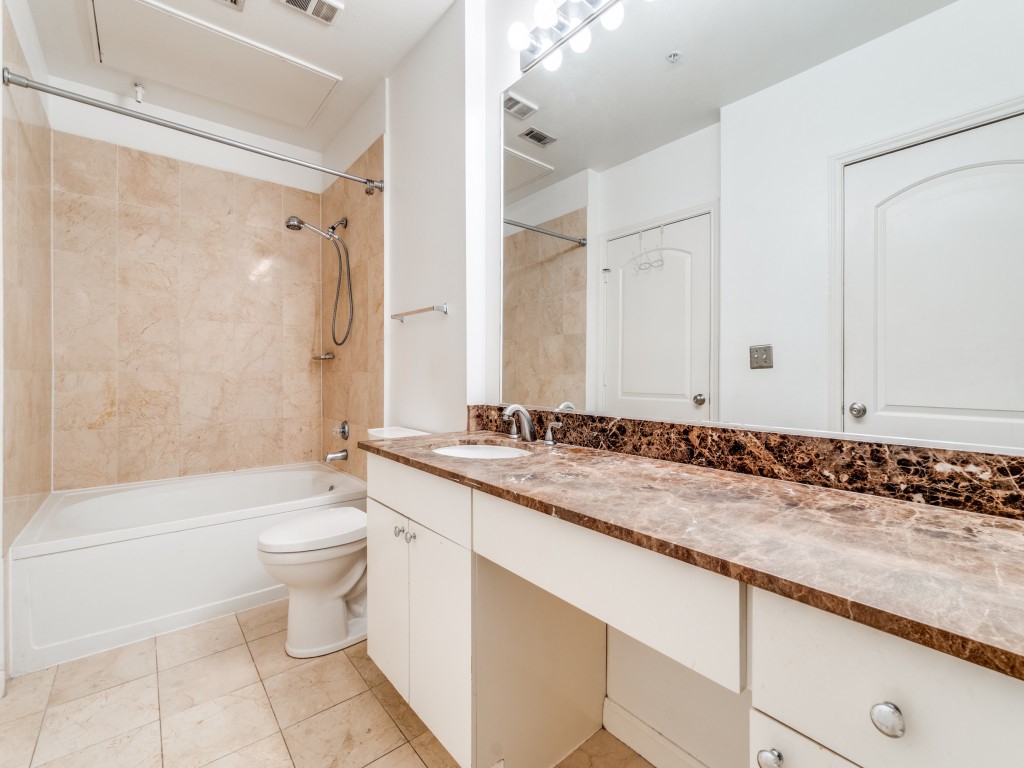 3225 Turtle Creek Boulevard 334