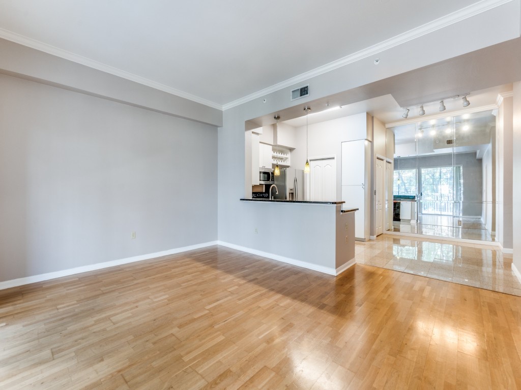 3225 Turtle Creek Boulevard 334