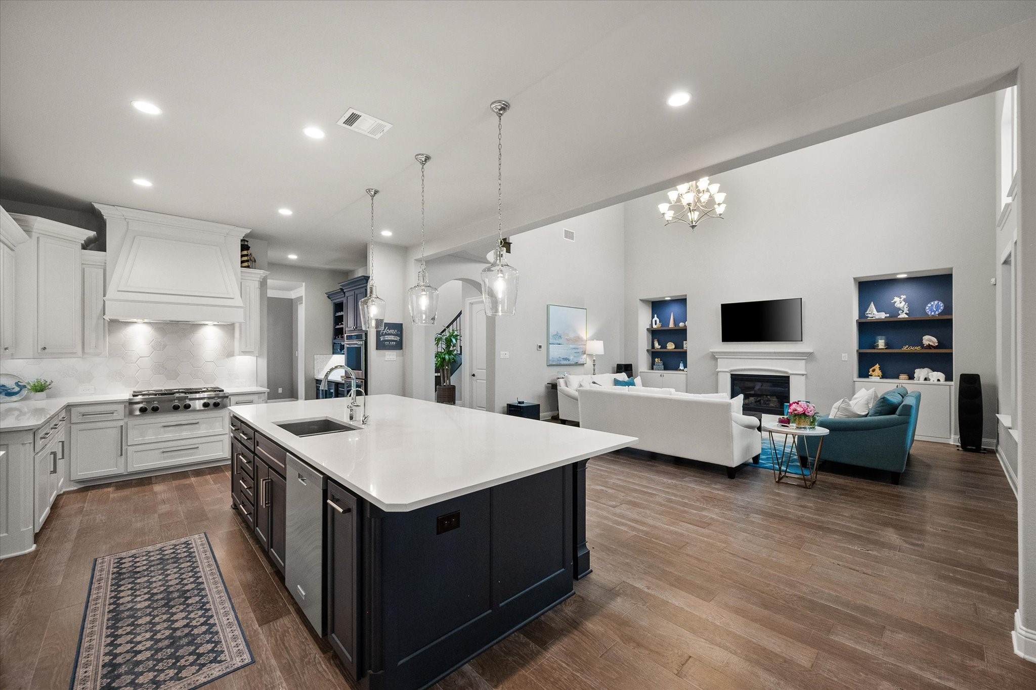 7701 Prairie View Drive