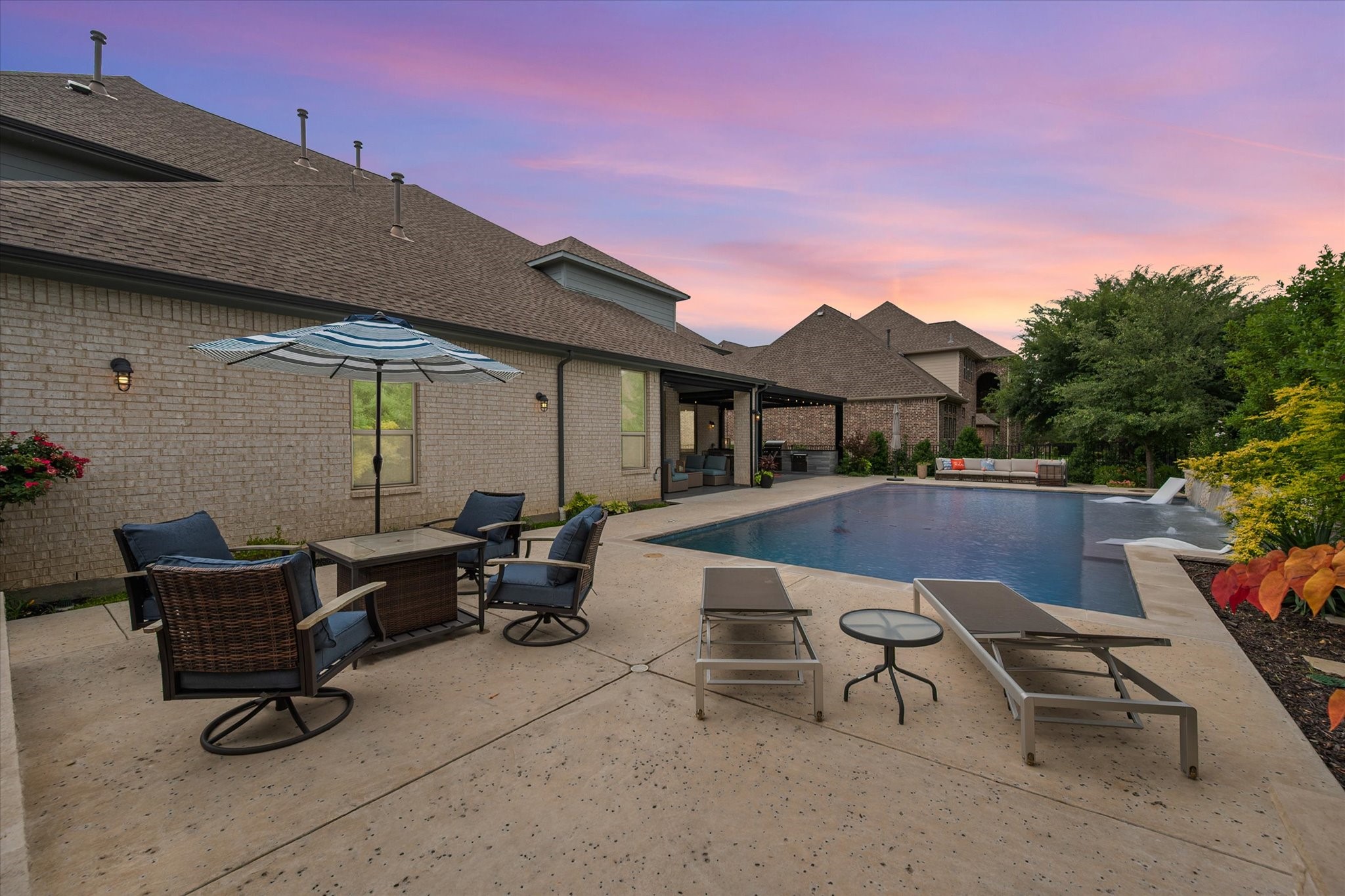 7701 Prairie View Drive