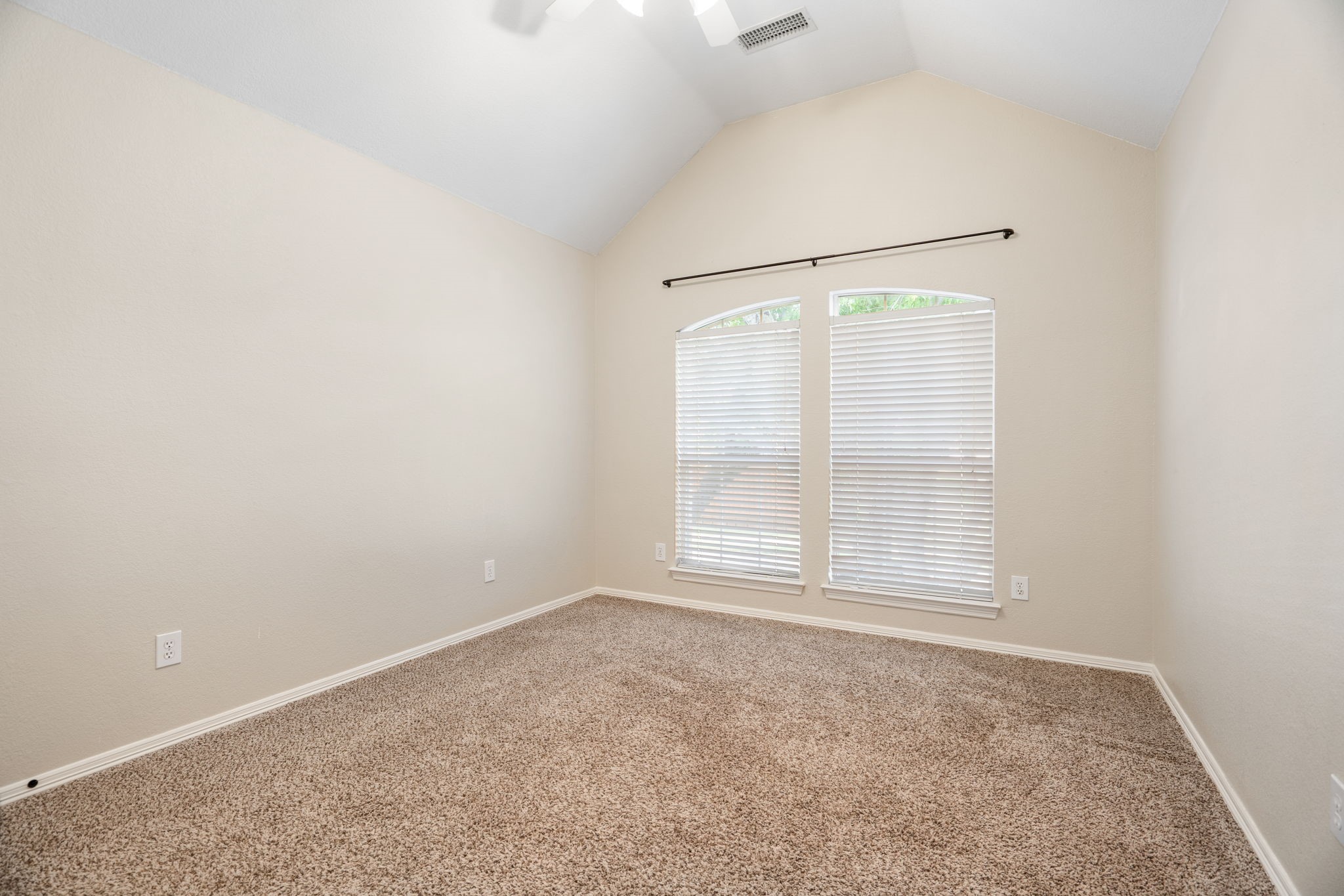 7832 Alderwood Place