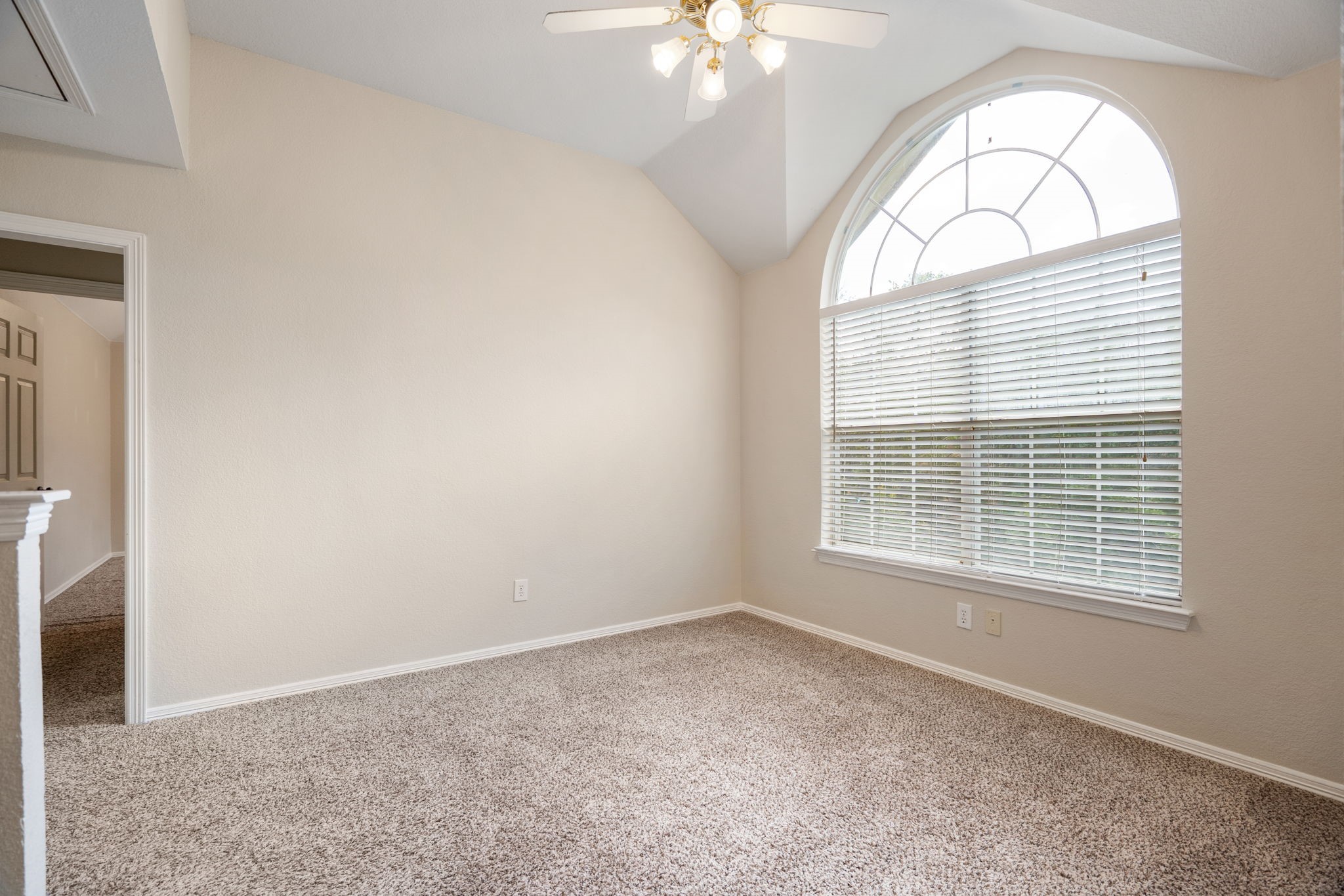 7832 Alderwood Place