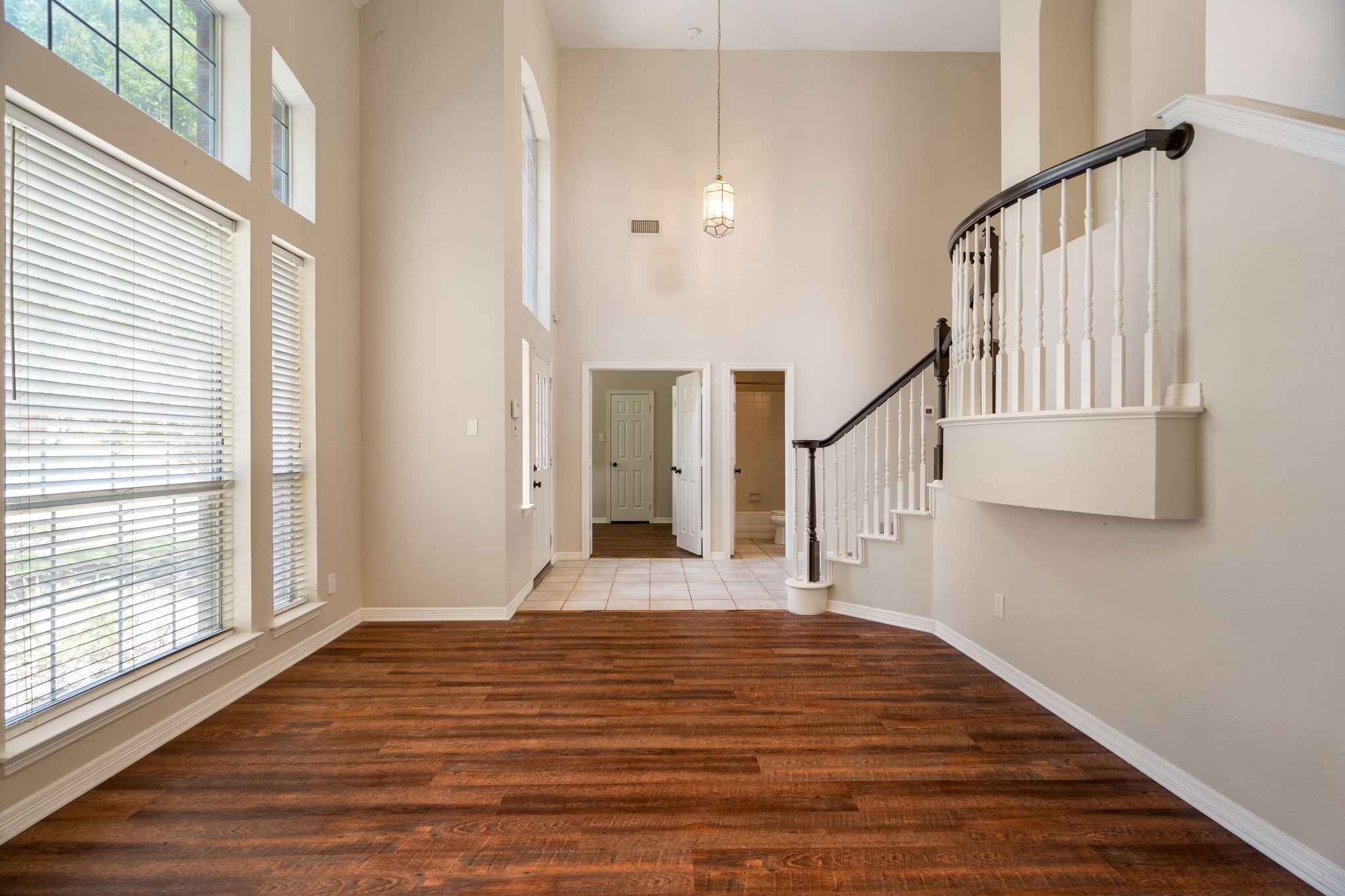 7832 Alderwood Place