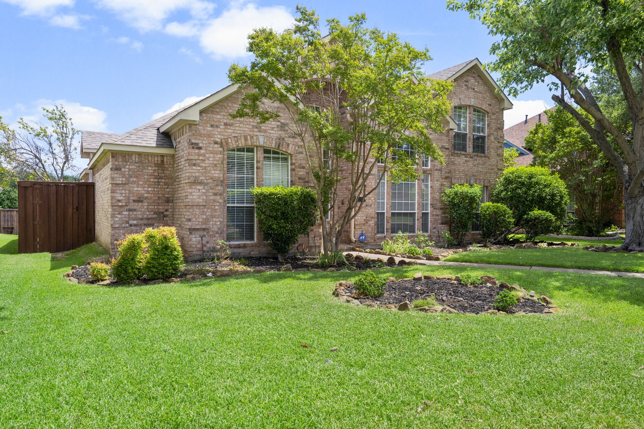 7832 Alderwood Place