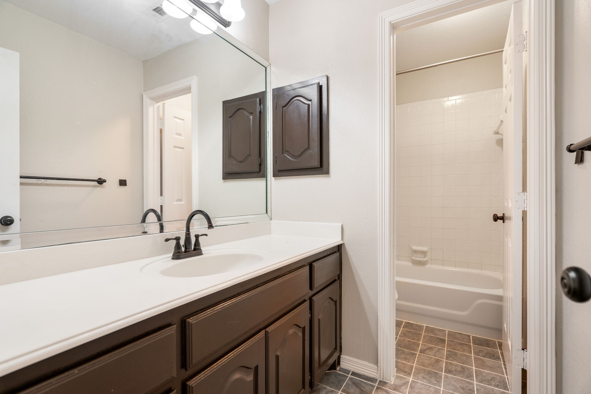 7832 Alderwood Place