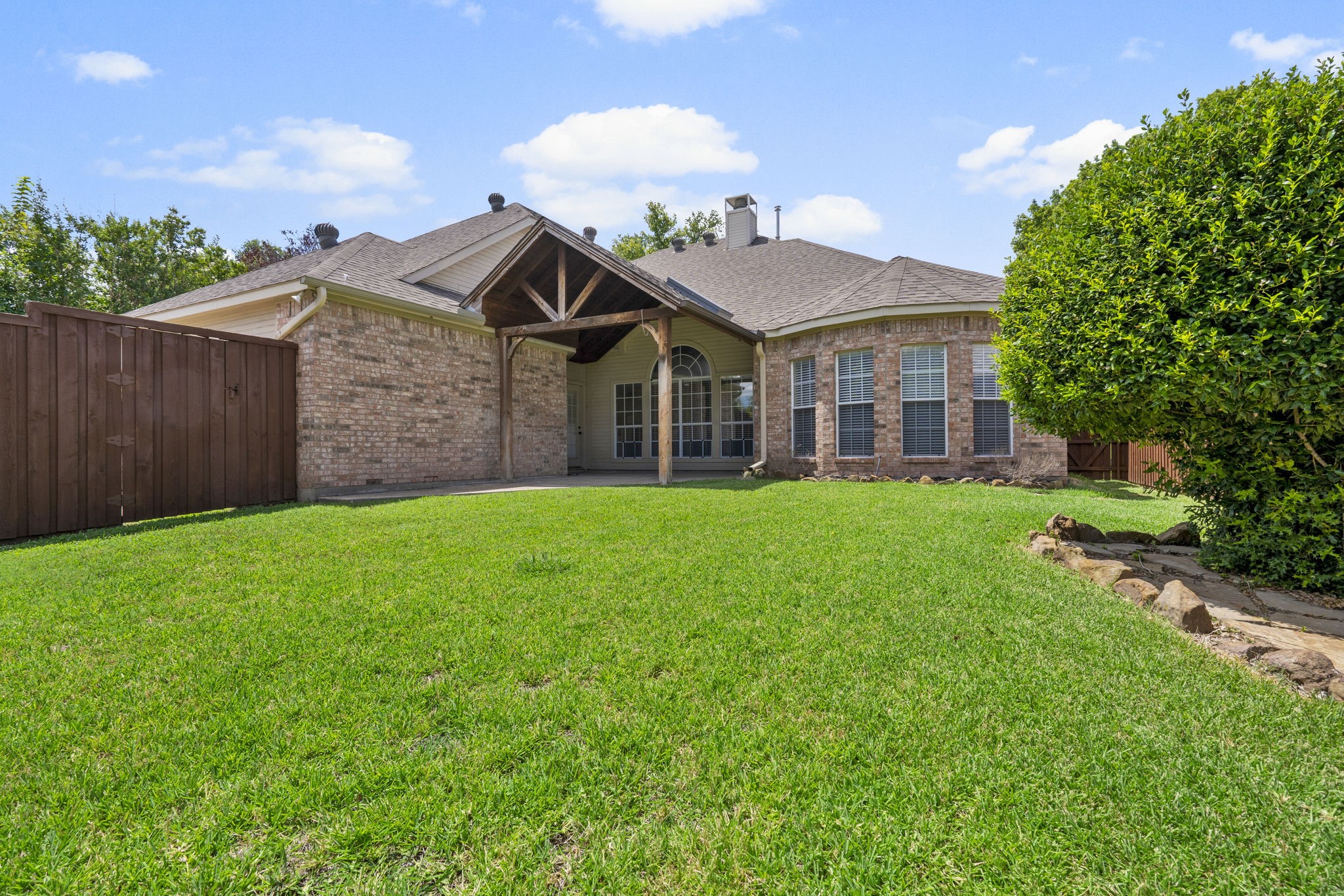 7832 Alderwood Place
