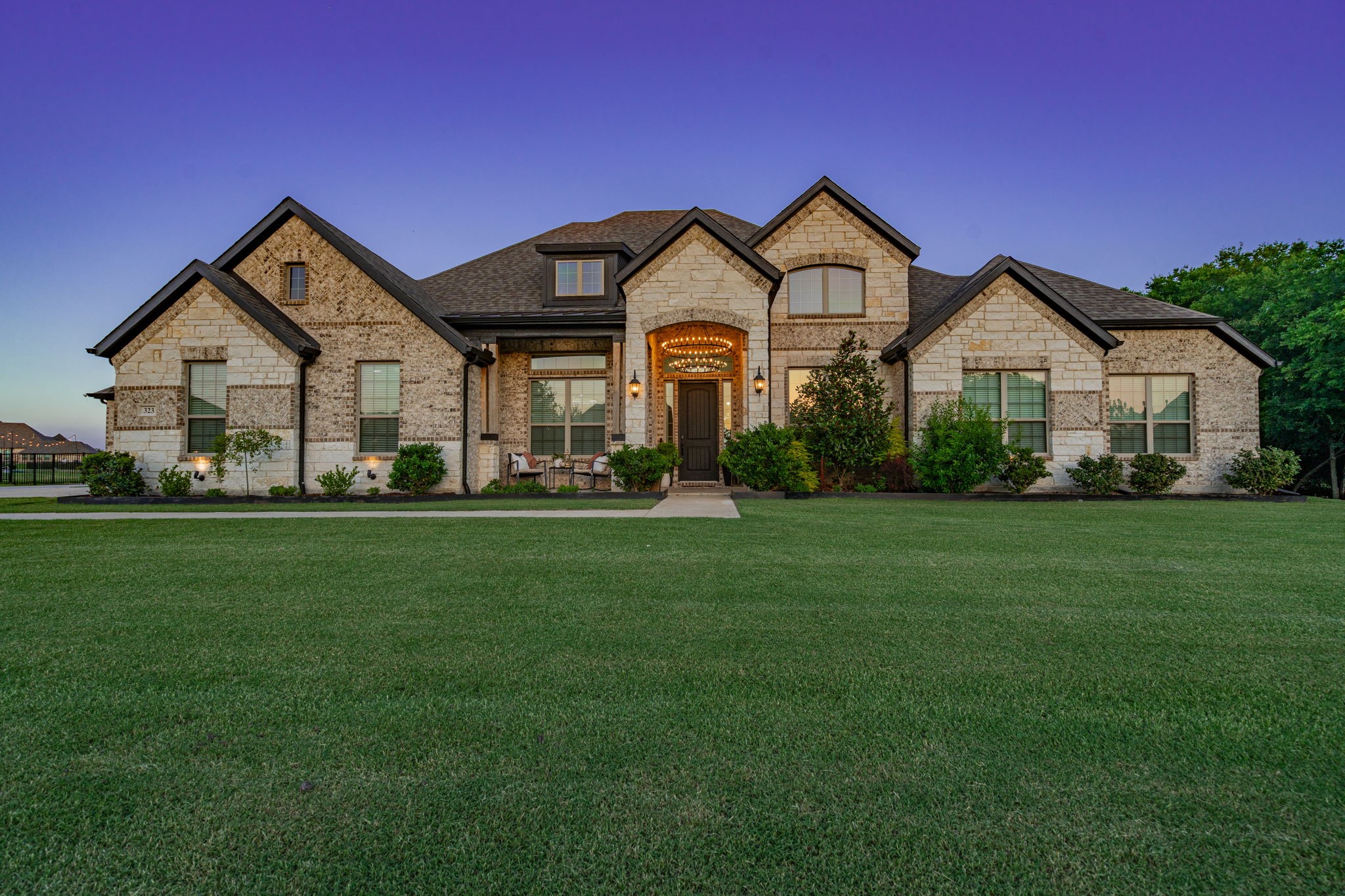 323 Ledstone Court