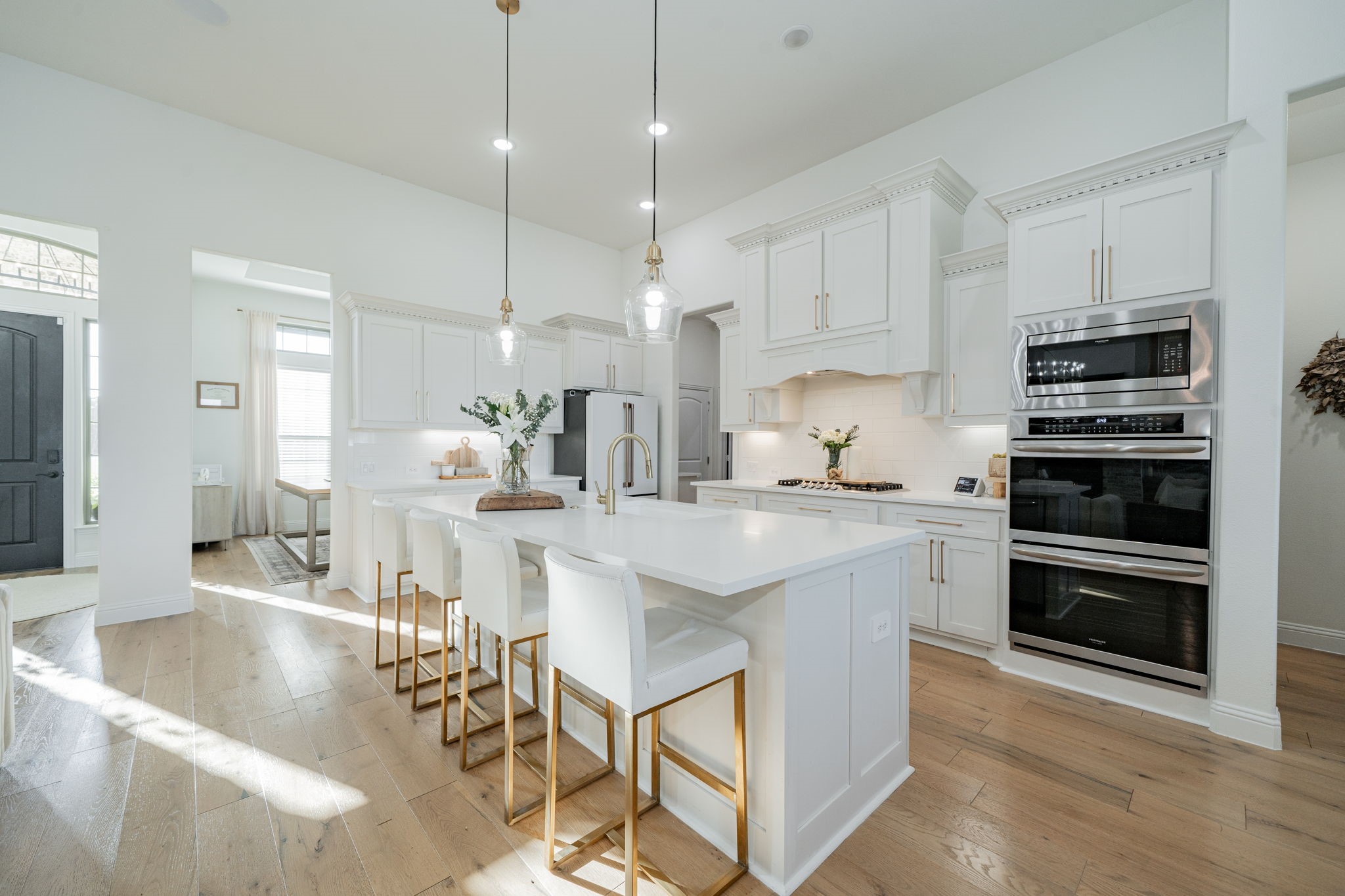 323 Ledstone Court