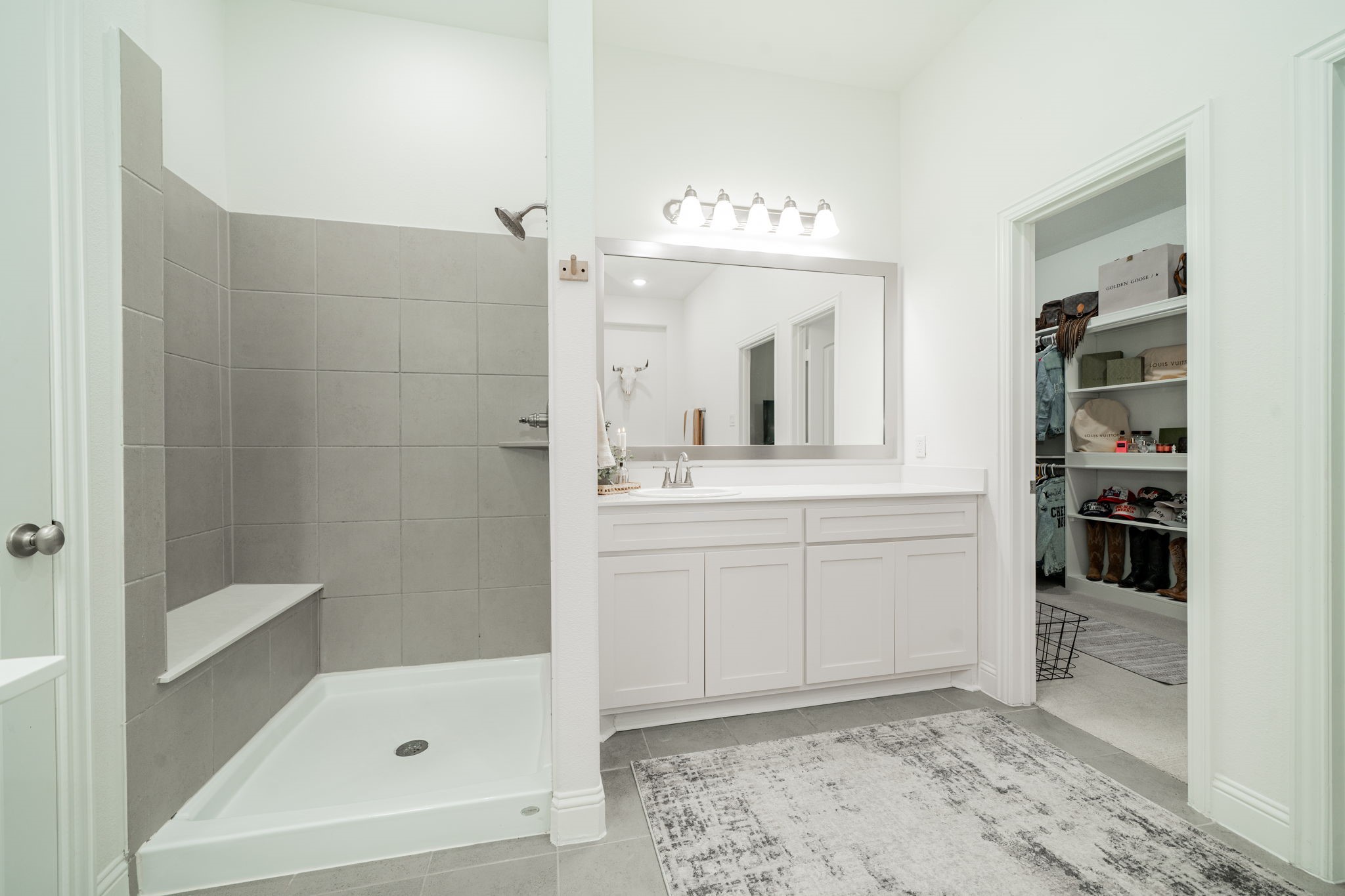 323 Ledstone Court