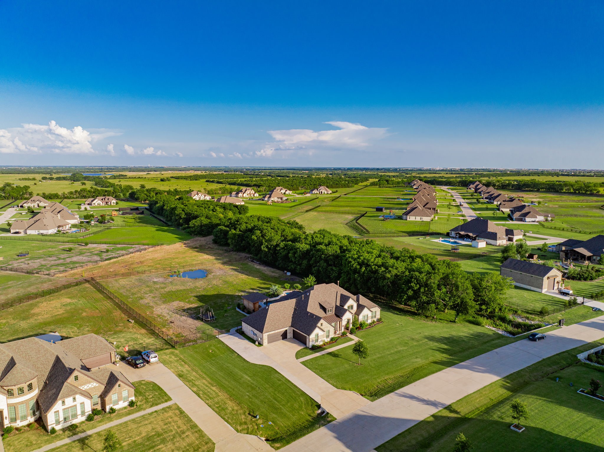 323 Ledstone Court
