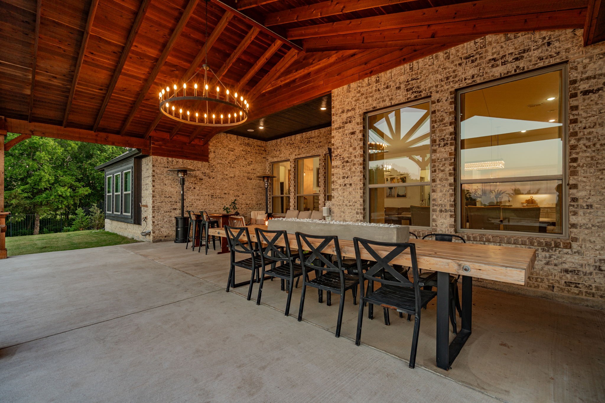323 Ledstone Court