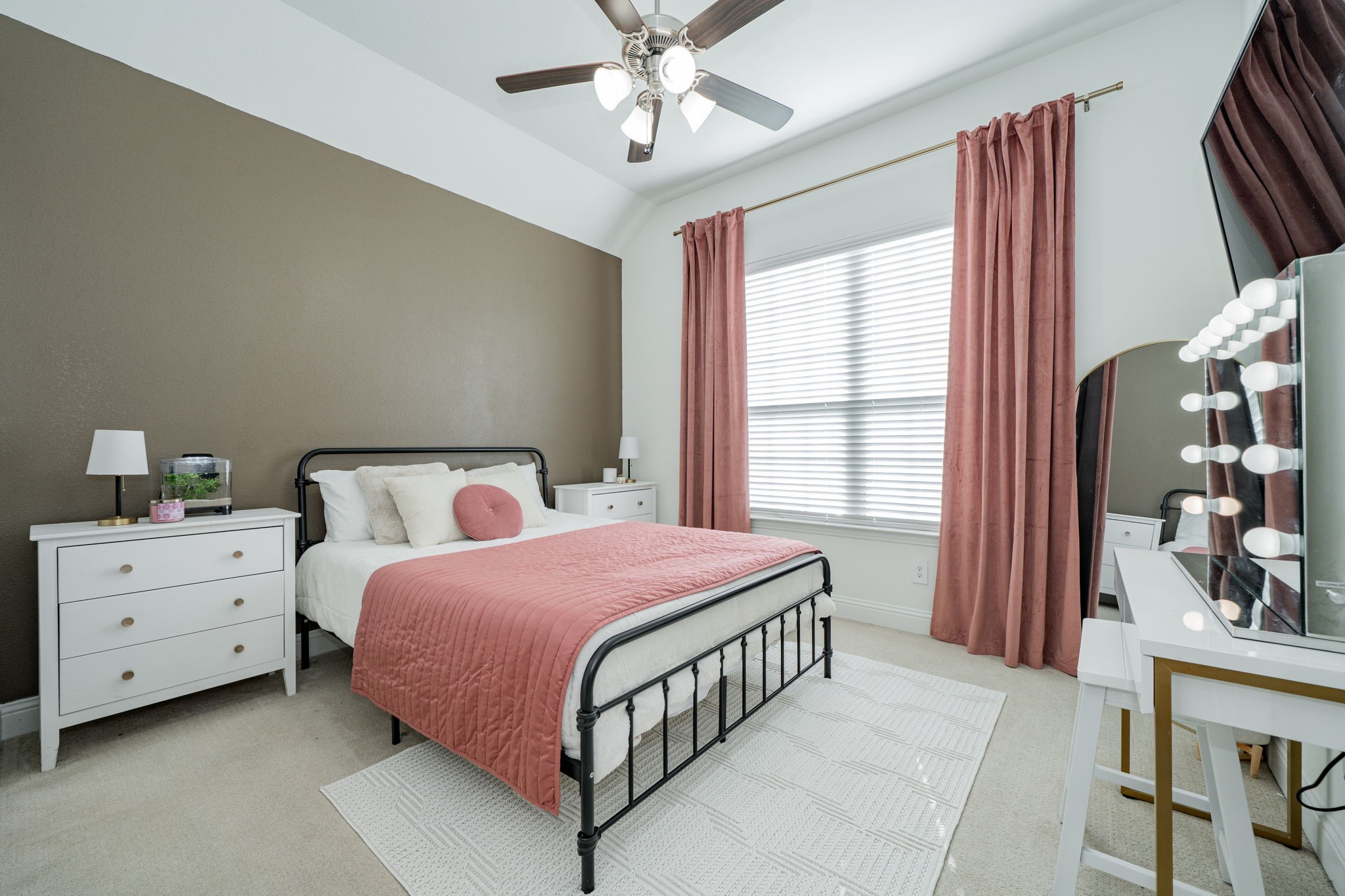 323 Ledstone Court