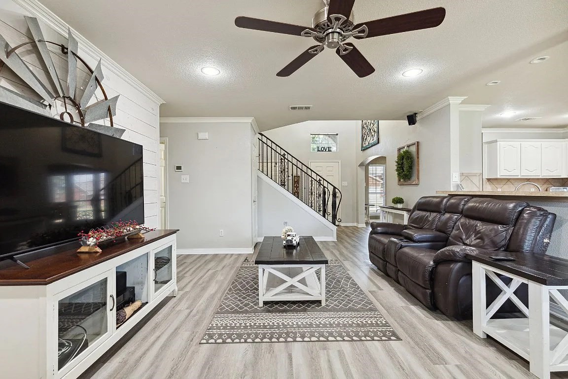 2222 Woodberry Drive