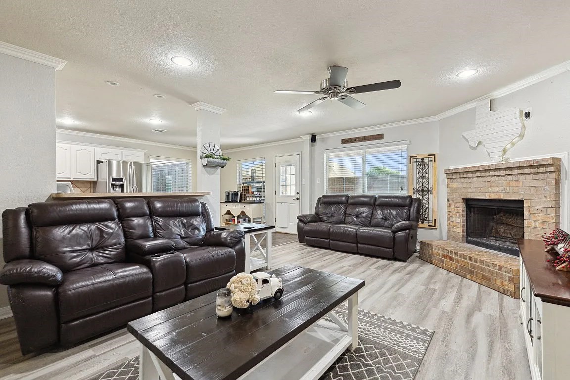 2222 Woodberry Drive