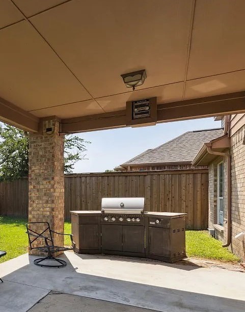 2222 Woodberry Drive