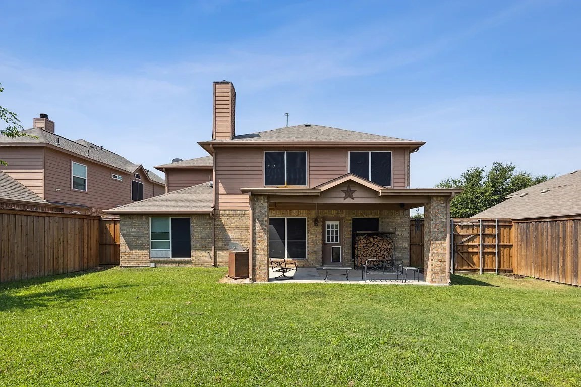 2222 Woodberry Drive