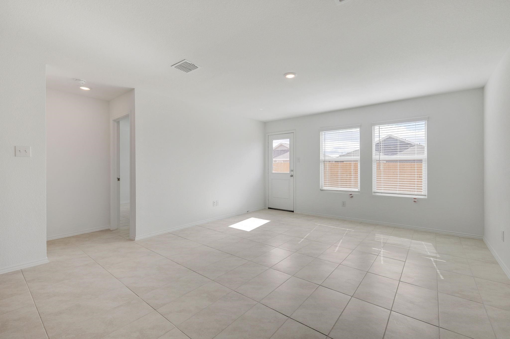 2625 Kingsman Drive