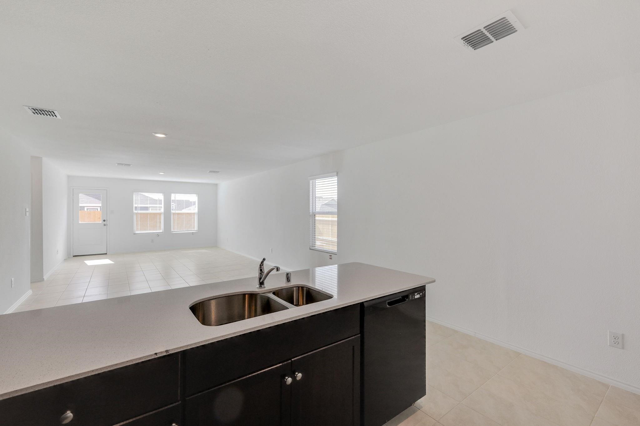 2625 Kingsman Drive